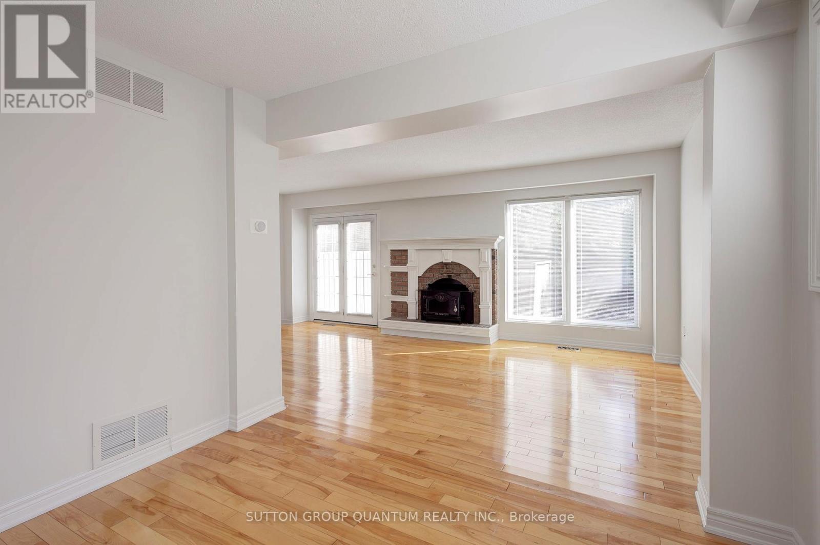 Detached at 14 - 336 QUEEN STREET S, Mississauga