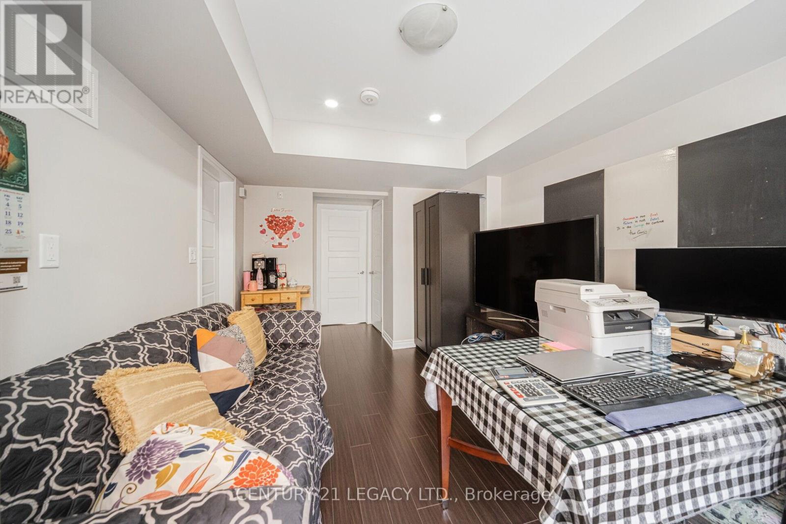 Townhouse at 40 DONOMORE DRIVE, Brampton