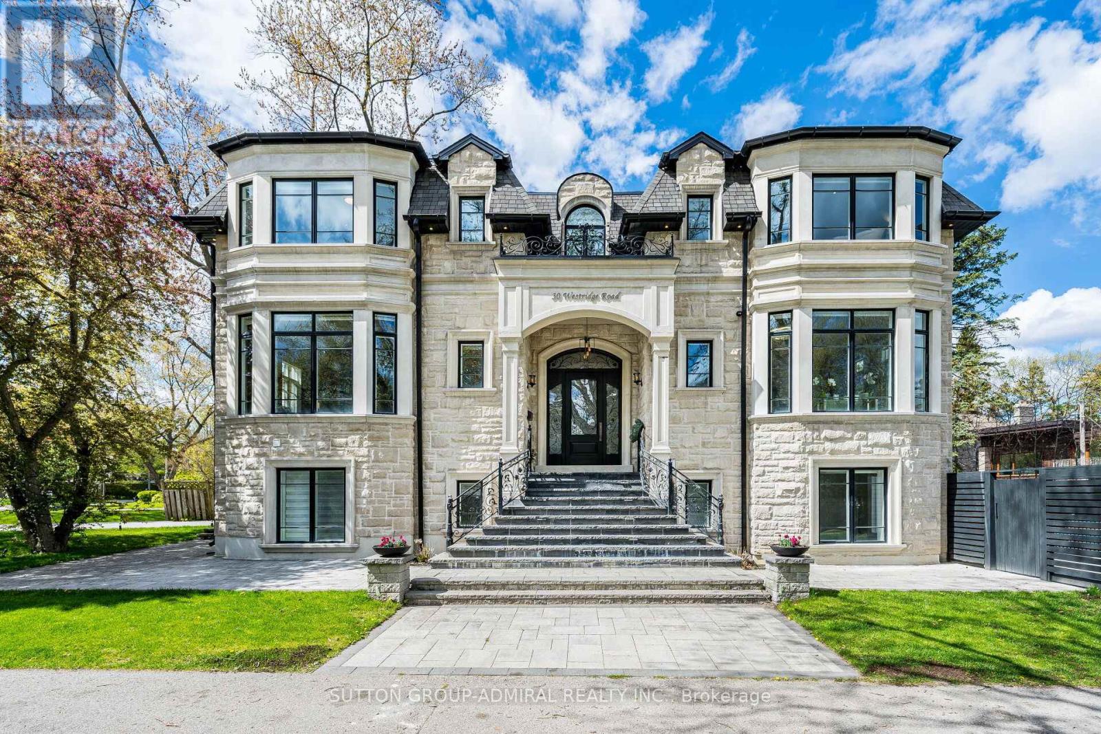 Detached at 30 WESTRIDGE ROAD, Toronto (Edenbridge-Humber Valley)