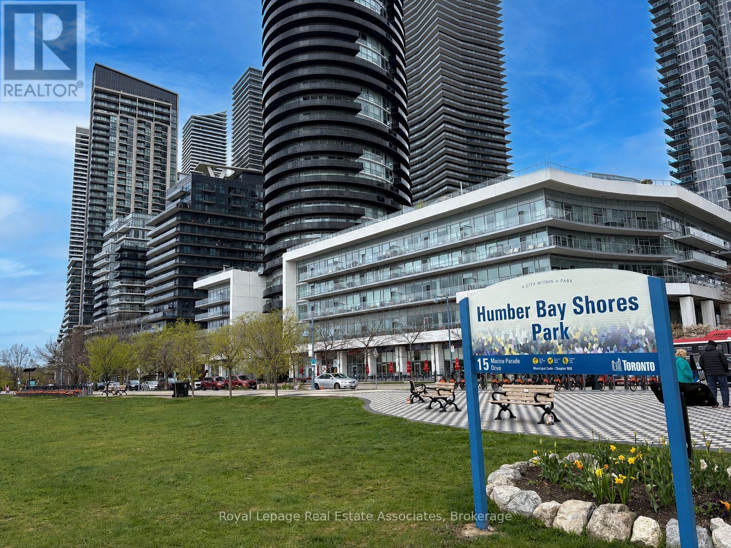 Apartment at 2301 - 33 SHORE BREEZE DRIVE, Toronto (Mimico)