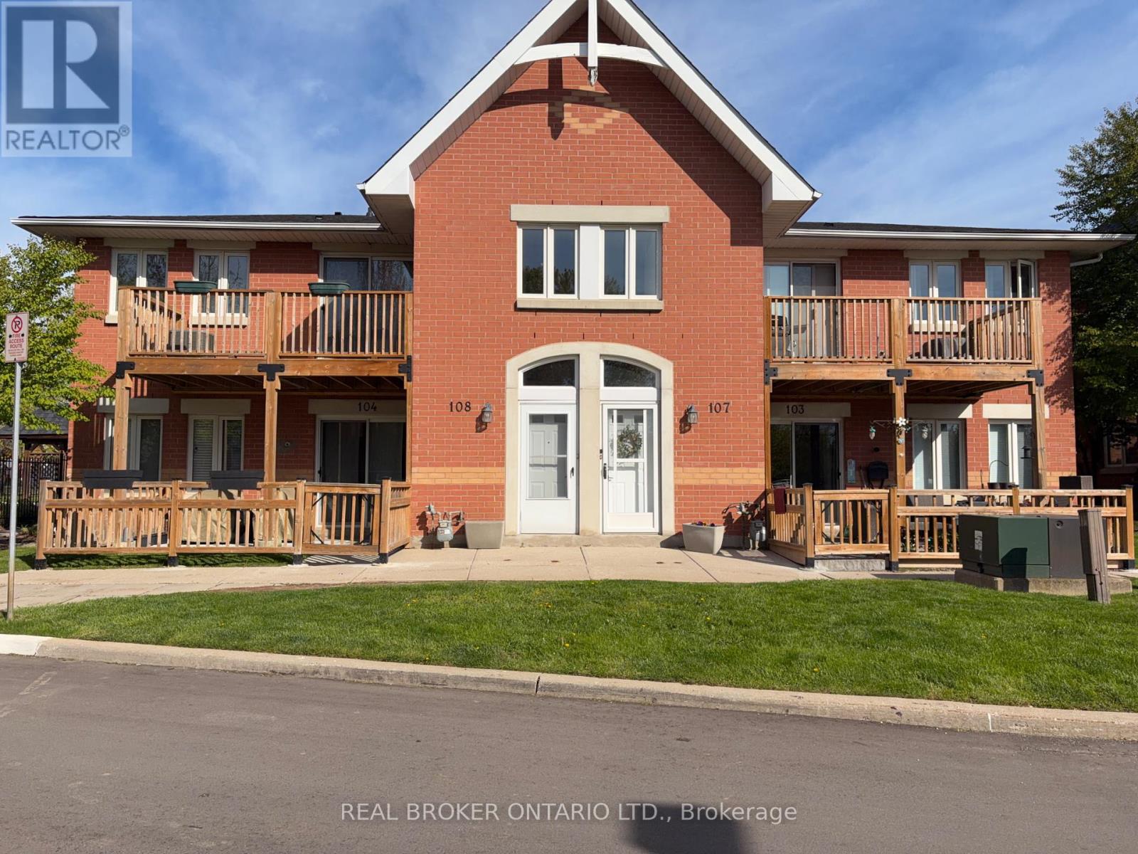 Townhouse at 108 - 4140 FOXWOOD DRIVE, Burlington (Tansley)