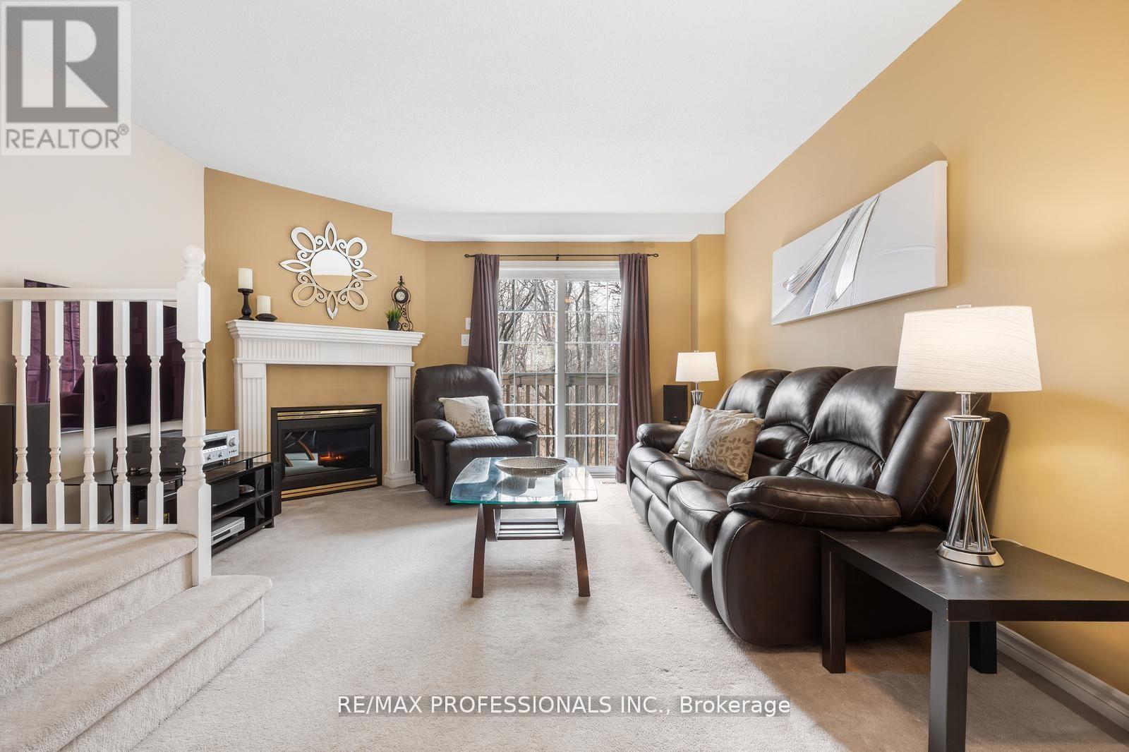 Townhouse at 65 - 3480 UPPER MIDDLE ROAD, Burlington (Palmer)