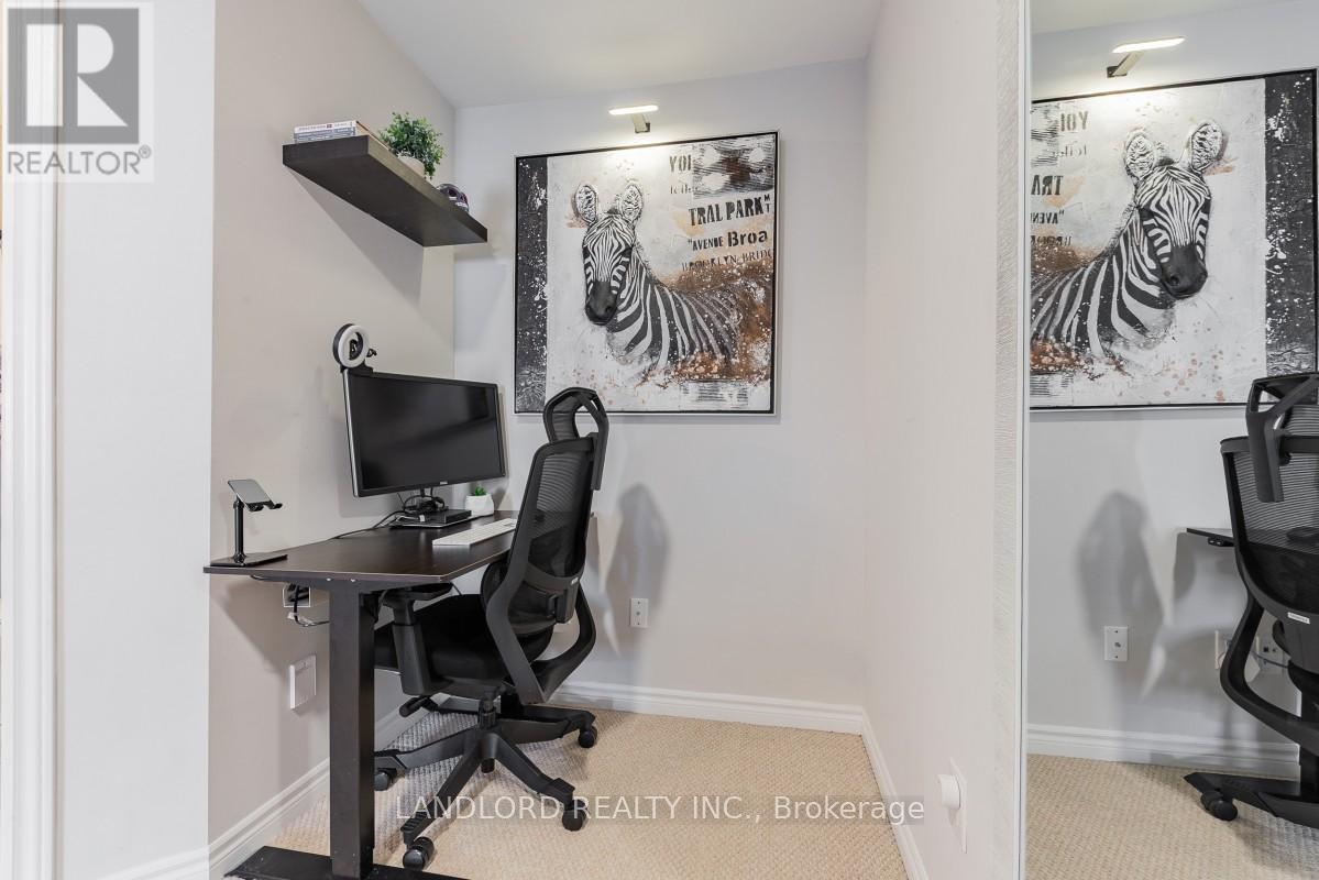 Townhouse at 50 - 165 HAMPSHIRE WAY, Milton