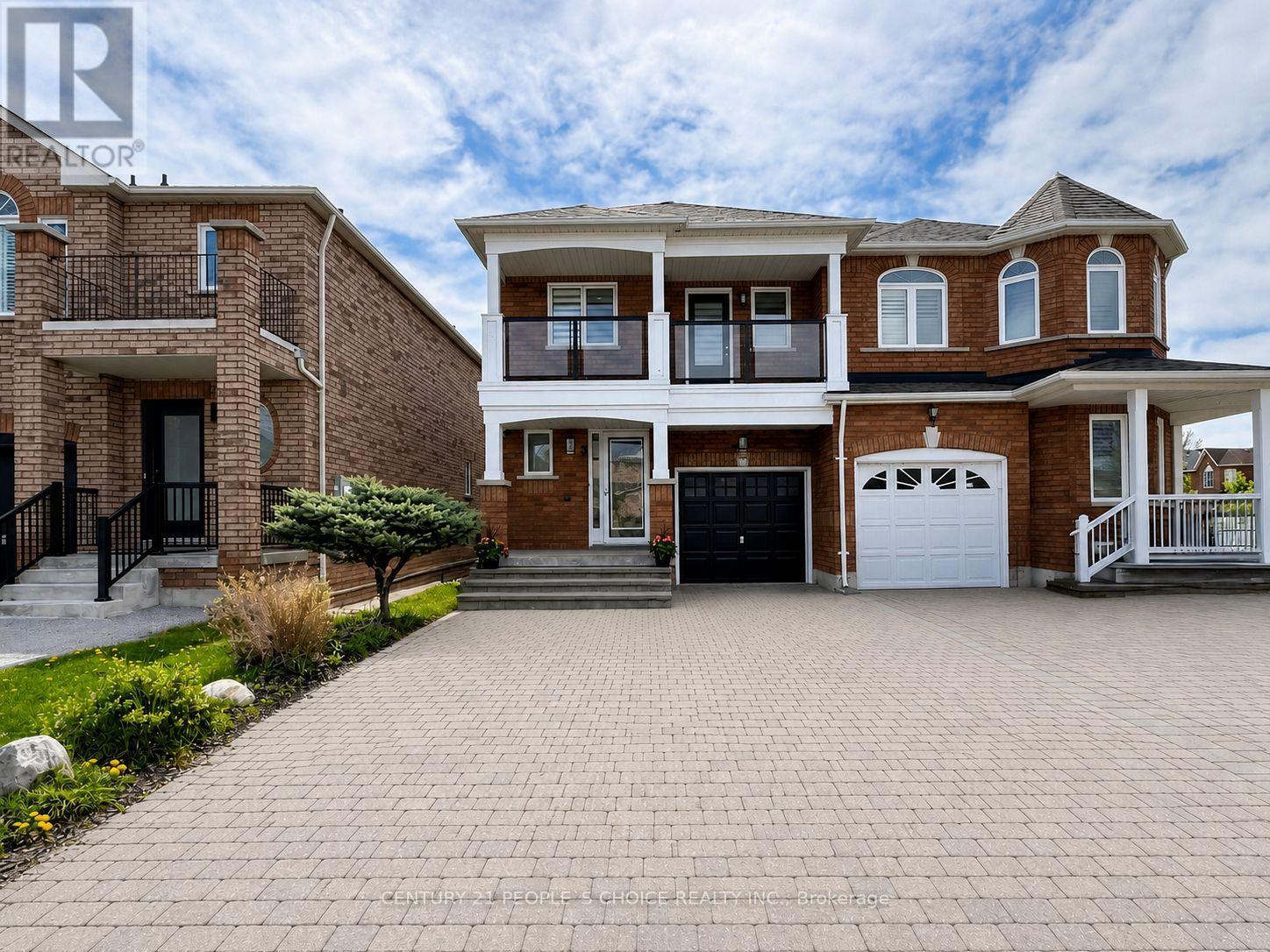 Semi-Detached/Link at 3 MANORWOOD COURT, Caledon (Bolton North)