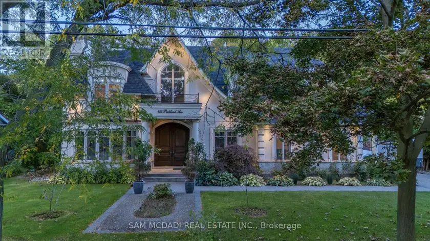 Detached at 883 PARKLAND AVENUE, Mississauga