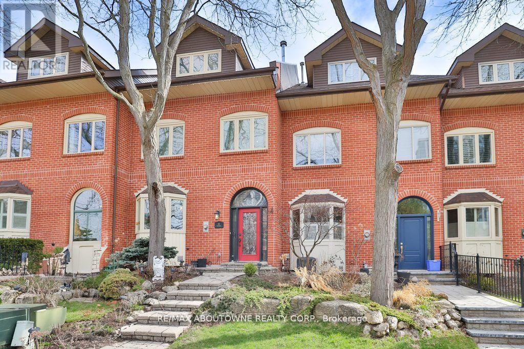 Townhouse at 45 TRADEWIND DRIVE, Oakville (BR Bronte)