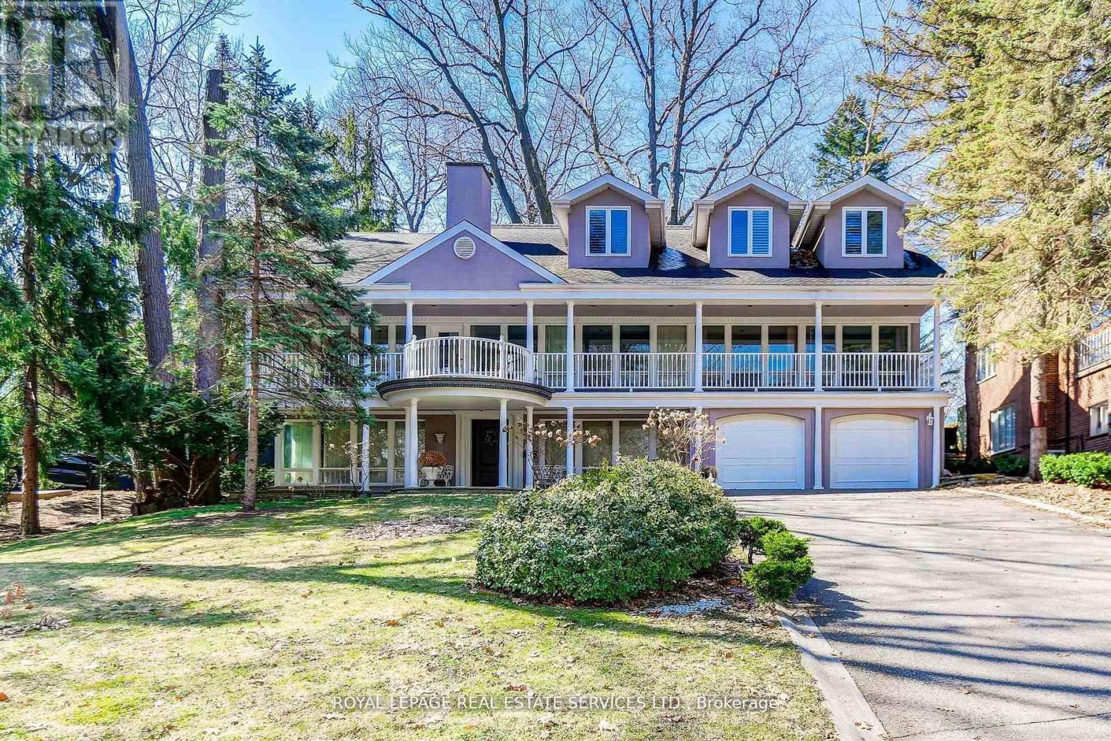 Detached at 32 EDENBROOK HILL, Toronto (Edenbridge-Humber Valley)