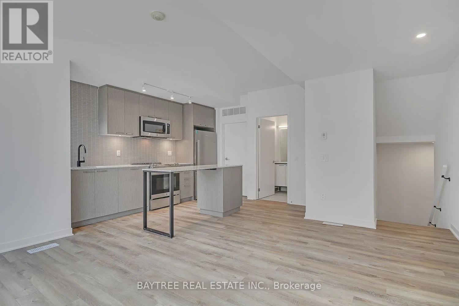 Townhouse at TH4 - 30 ED CLARK GARDENS, Toronto (Weston-Pellam Park)