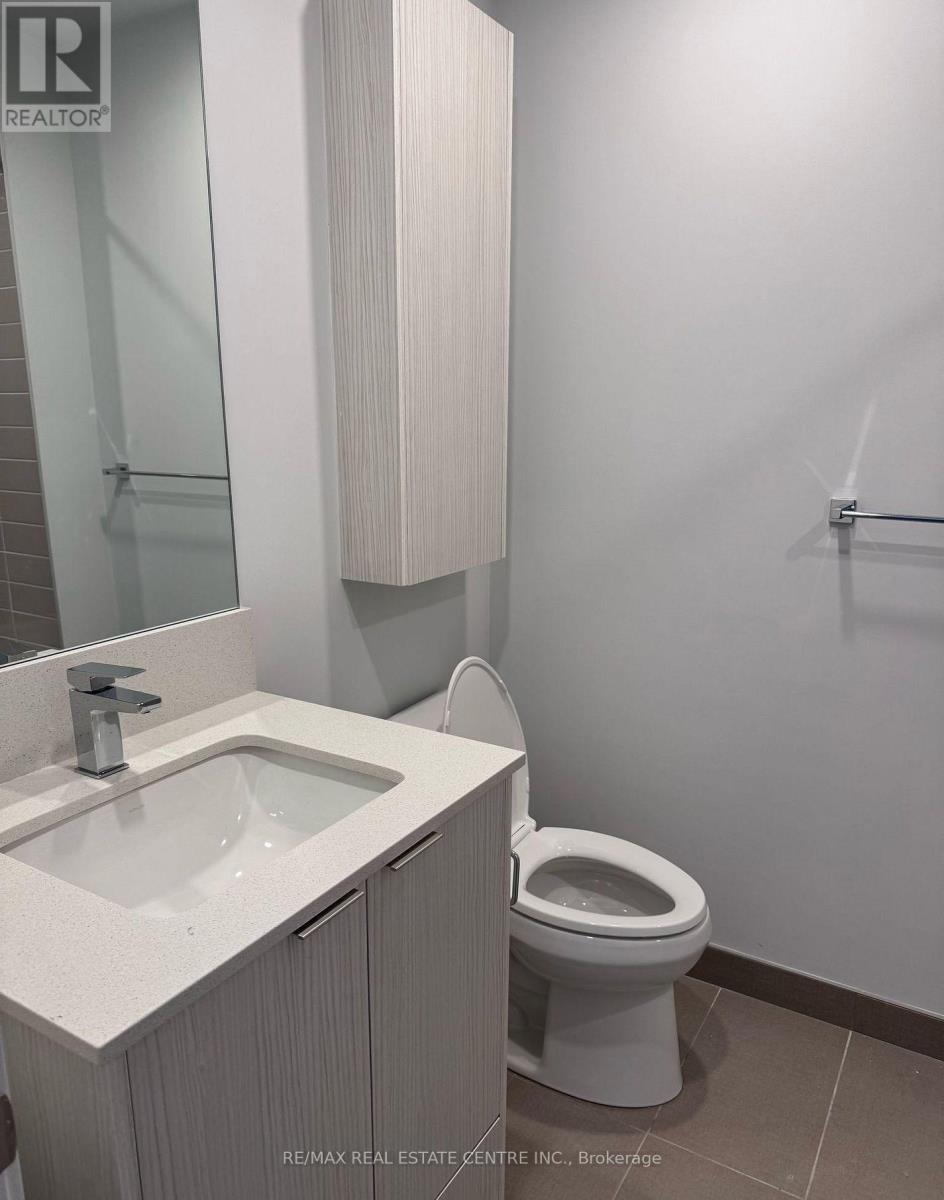 Apartment at 502 - 430 SQUARE ONE DRIVE, Mississauga