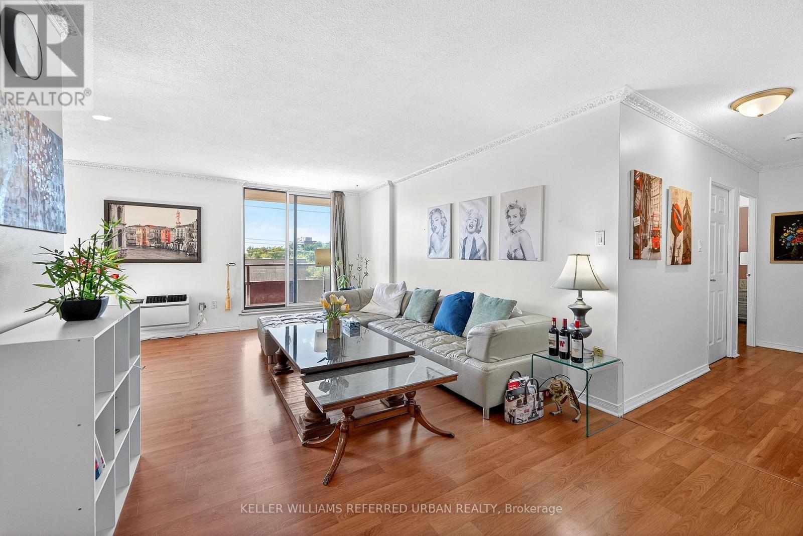 Apartment at 401 - 1881 JANE STREET, Toronto (Rustic)