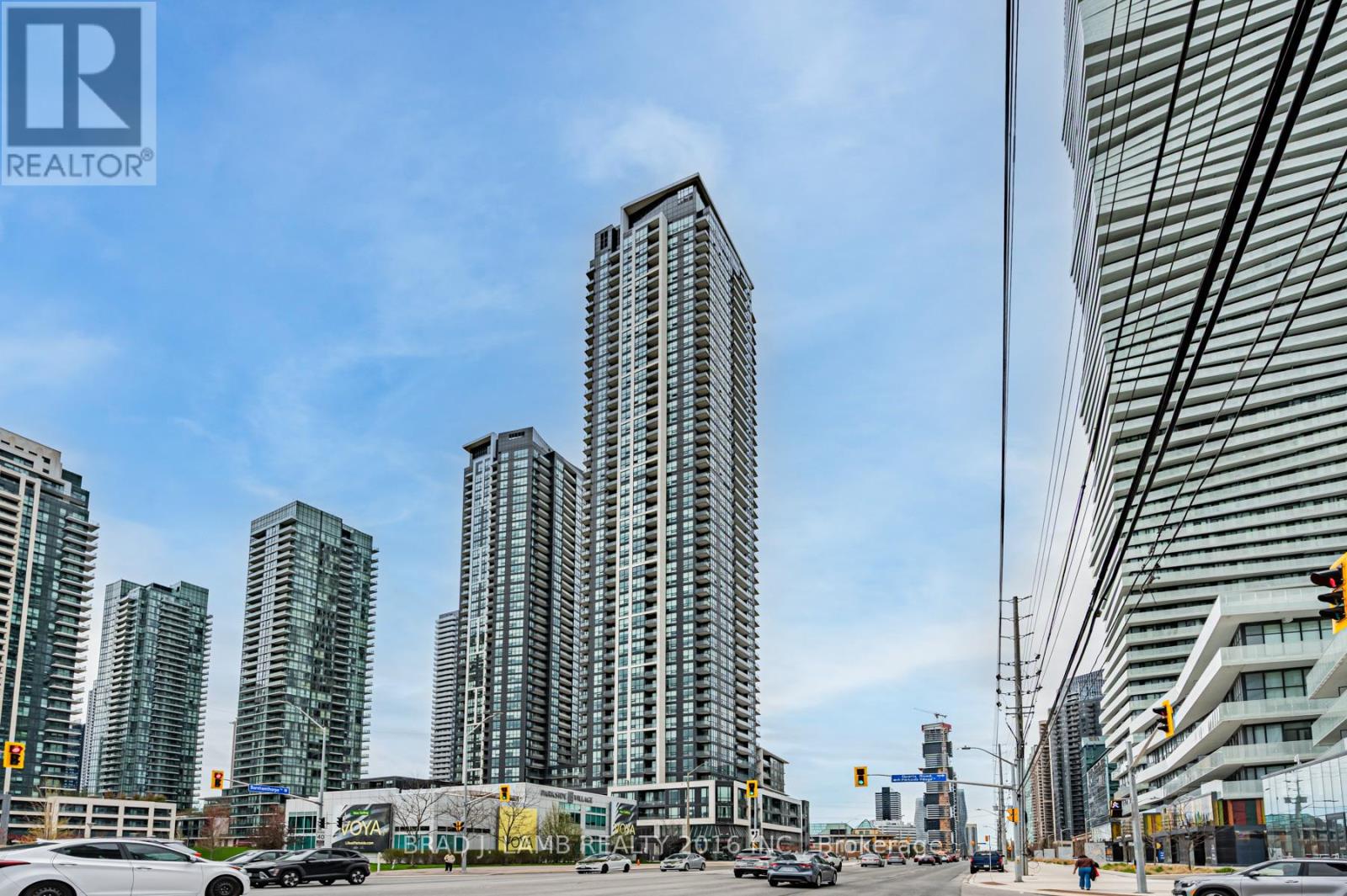 Apartment at 3906 - 4011 BRICKSTONE MEWS, Mississauga (Creditview)