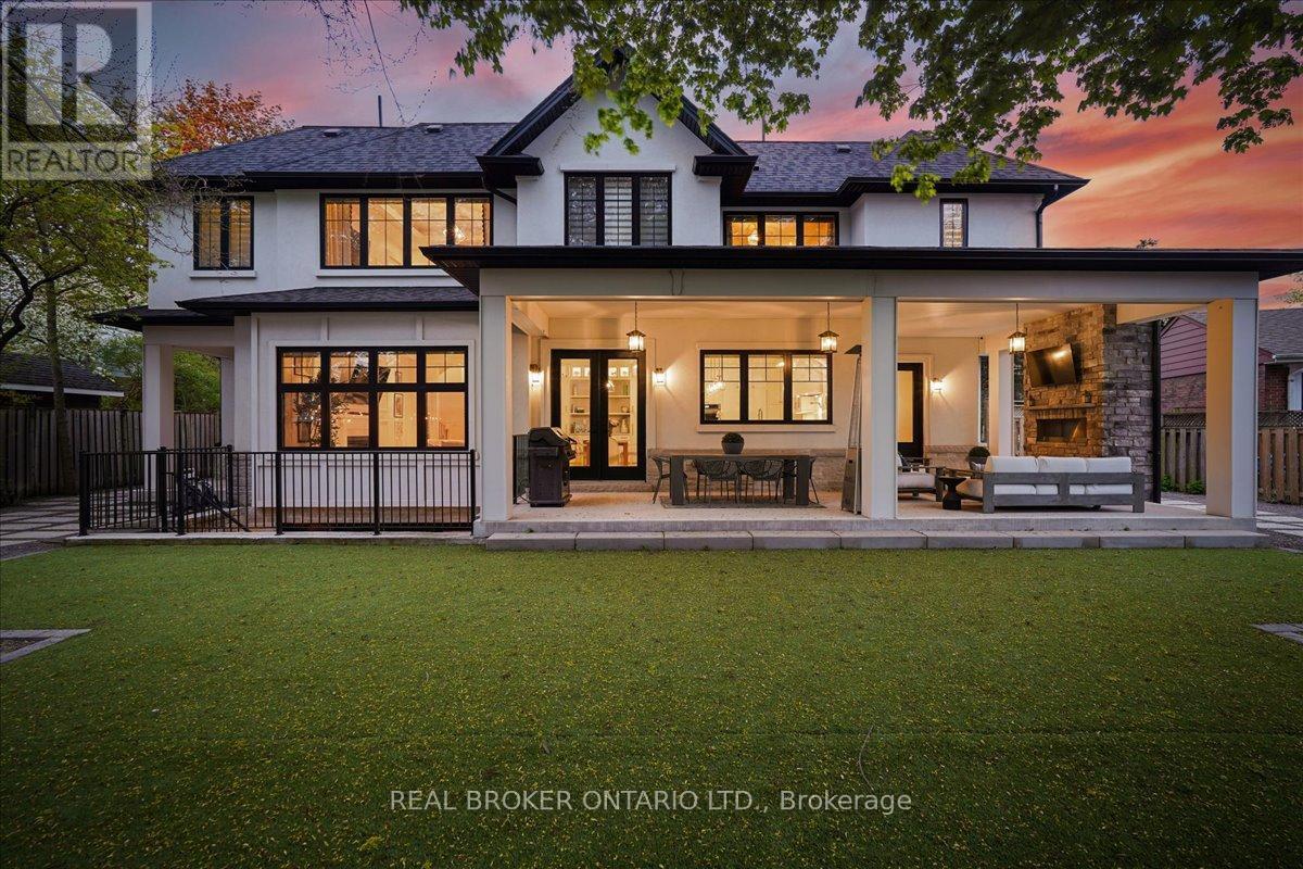 Detached at 1445 SKYLINE DRIVE, Mississauga