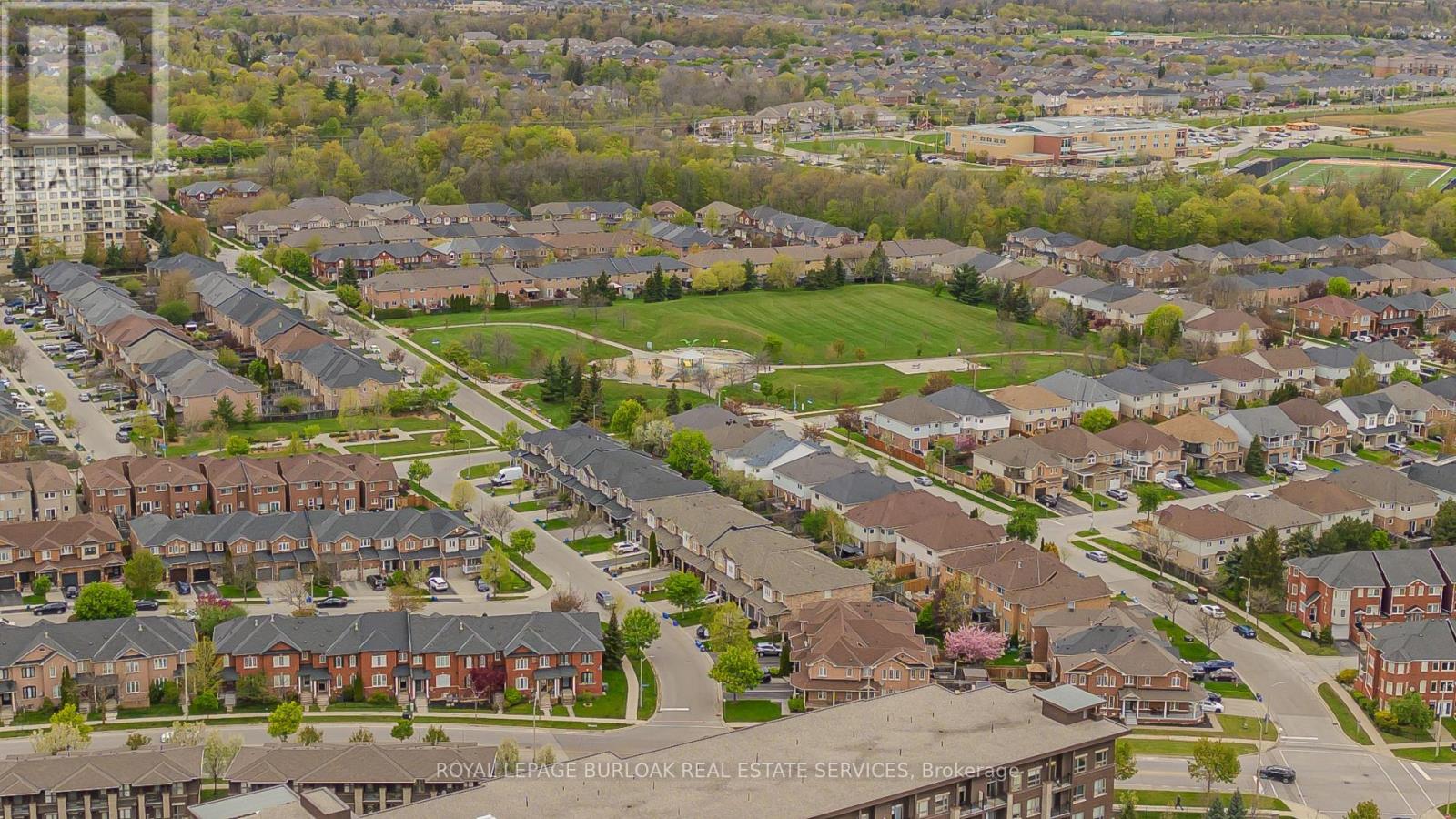 Apartment at 307 - 5010 CORPORATE DRIVE, Burlington
