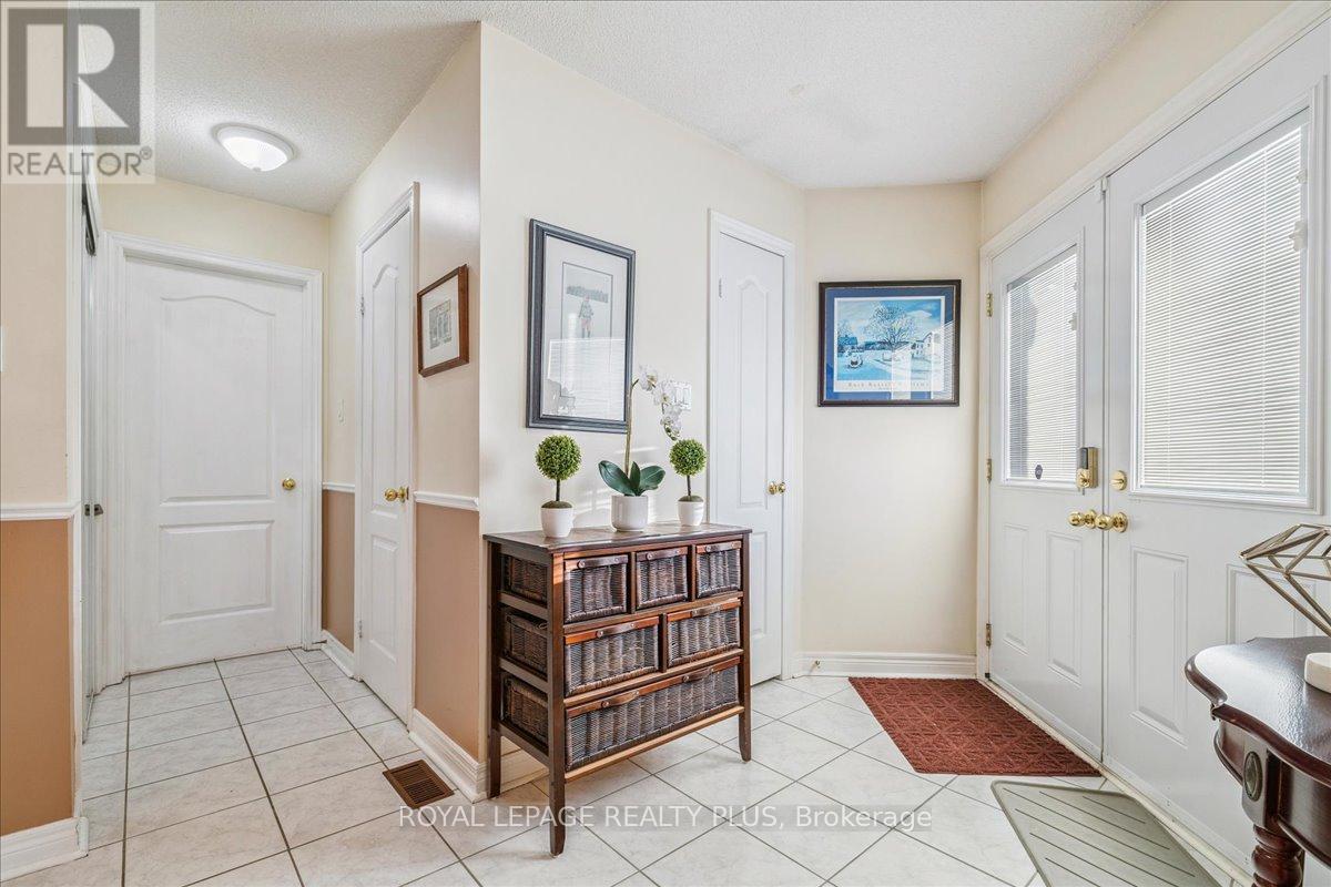 Detached at 3561 OLD ORCHARD PARK DRIVE, Mississauga