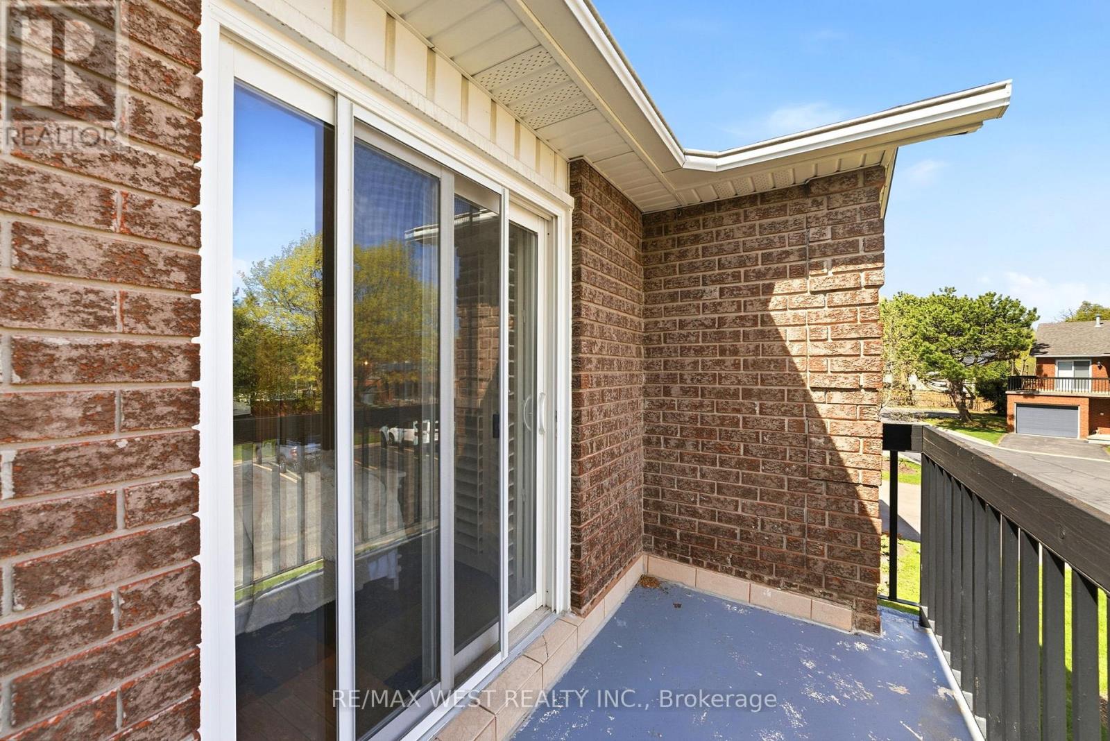 Townhouse at 15 - 1205 LAMBS COURT, Burlington