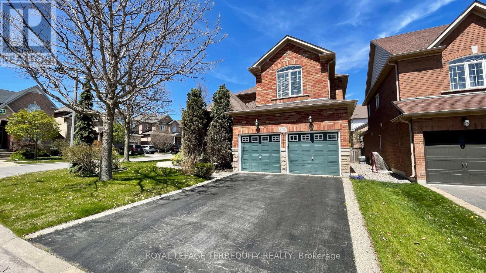 Detached at 2114 HELMSLEY AVENUE, Oakville (WM Westmount)
