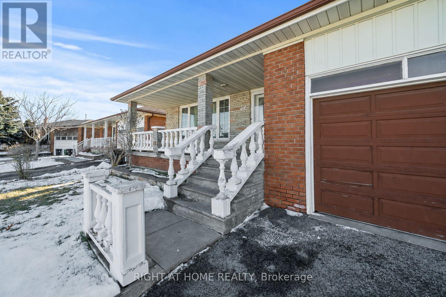 Detached at 47 WHEELWRIGHT CRESCENT, Toronto