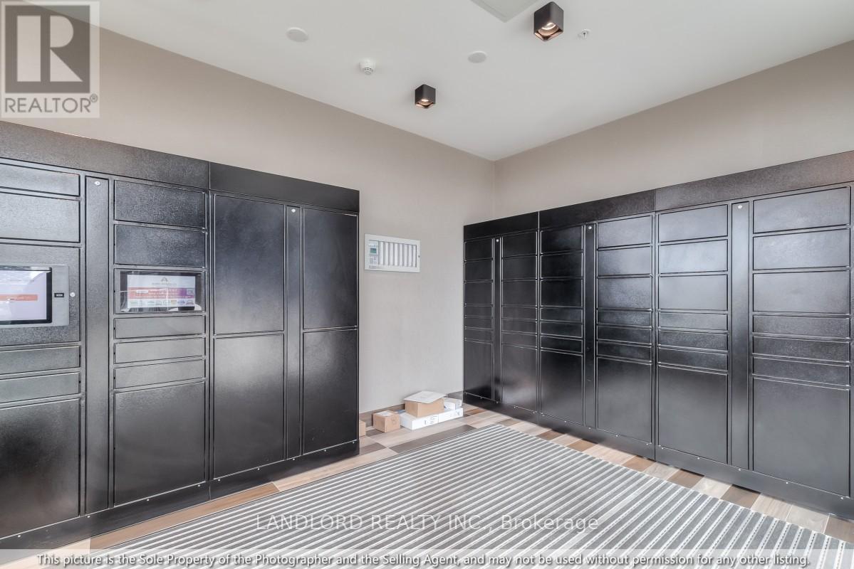 Apartment at 308 - 345 WHEAT BOOM DRIVE, Oakville