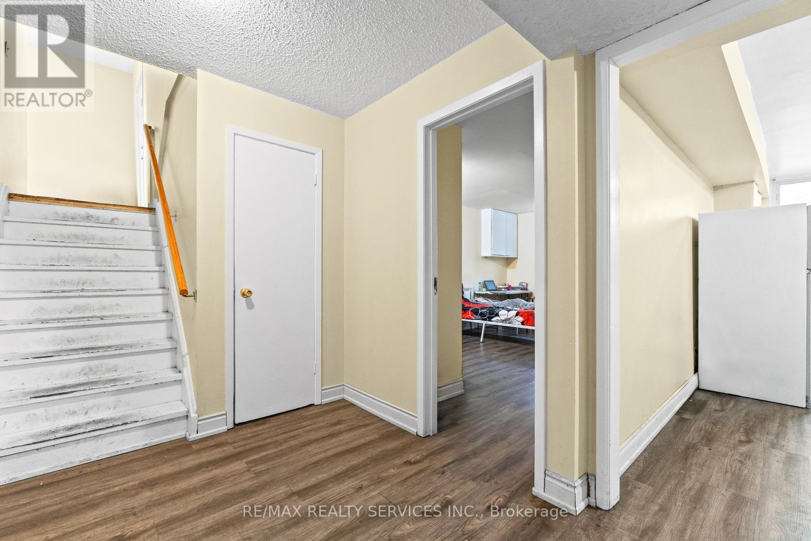 Detached at 13 LINKDALE ROAD, Brampton