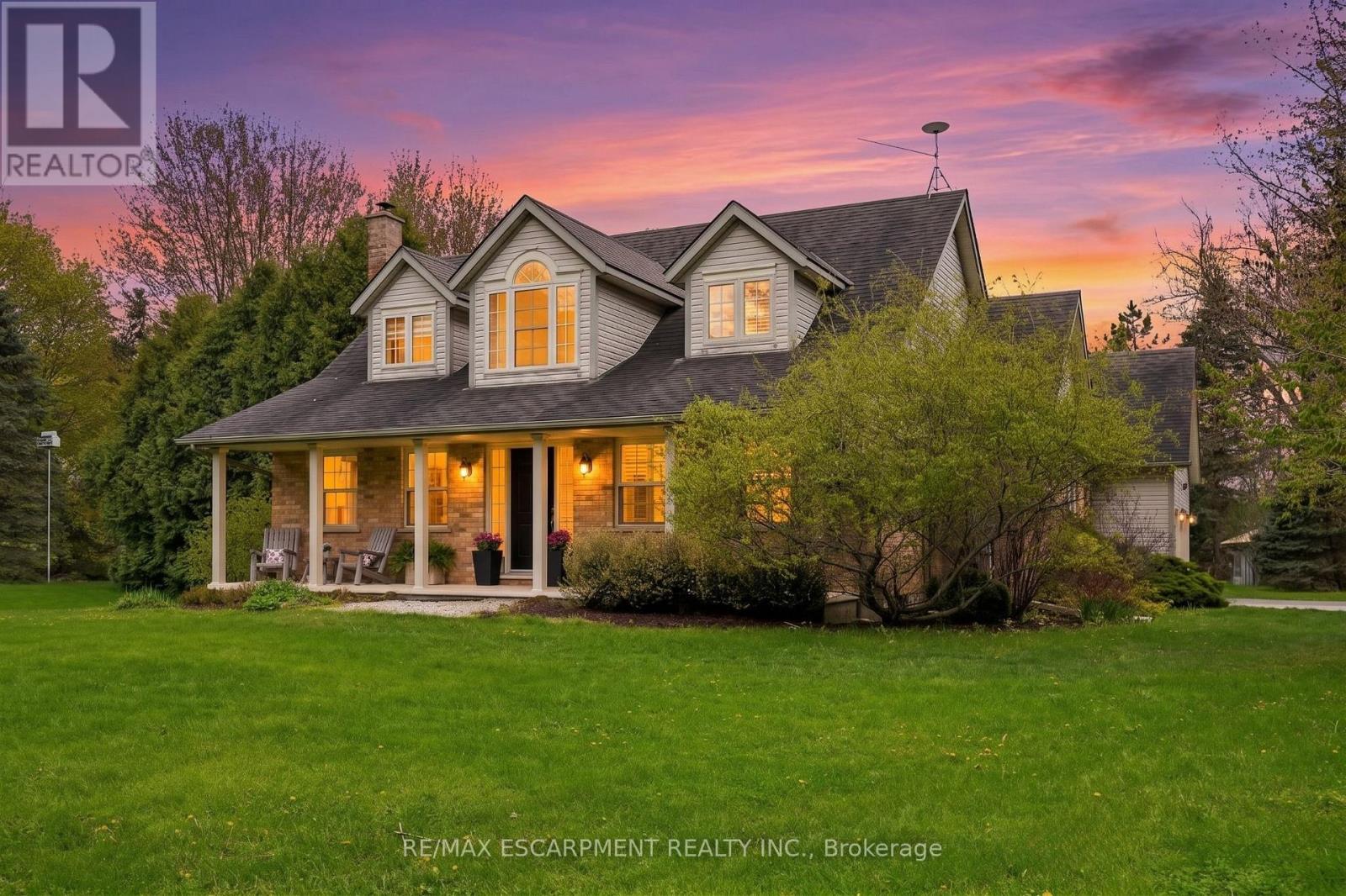 Detached at 2000 15TH SIDE ROAD, Milton (Moffat)