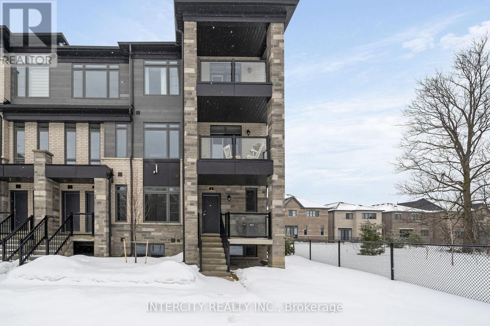 Townhouse at 43Z - 2 SAVVY LANE, Caledon