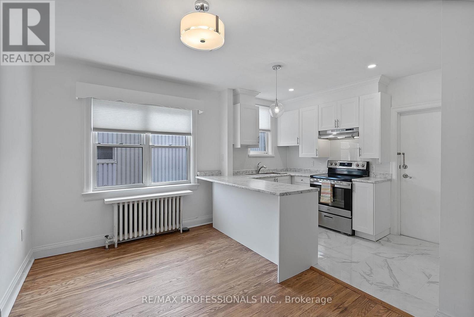 Semi-Detached/Link at MAIN - 308 JANE STREET, Toronto (Lambton Baby Point)