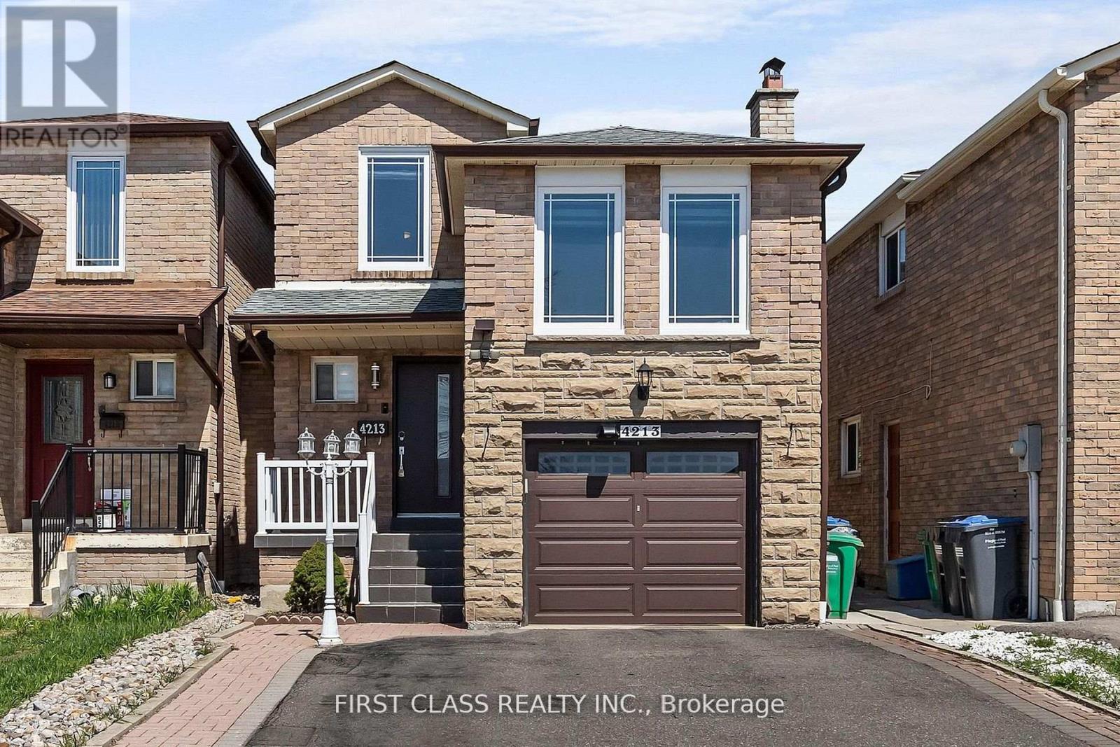 Detached at 4213 BEACON LANE, Mississauga (Creditview)