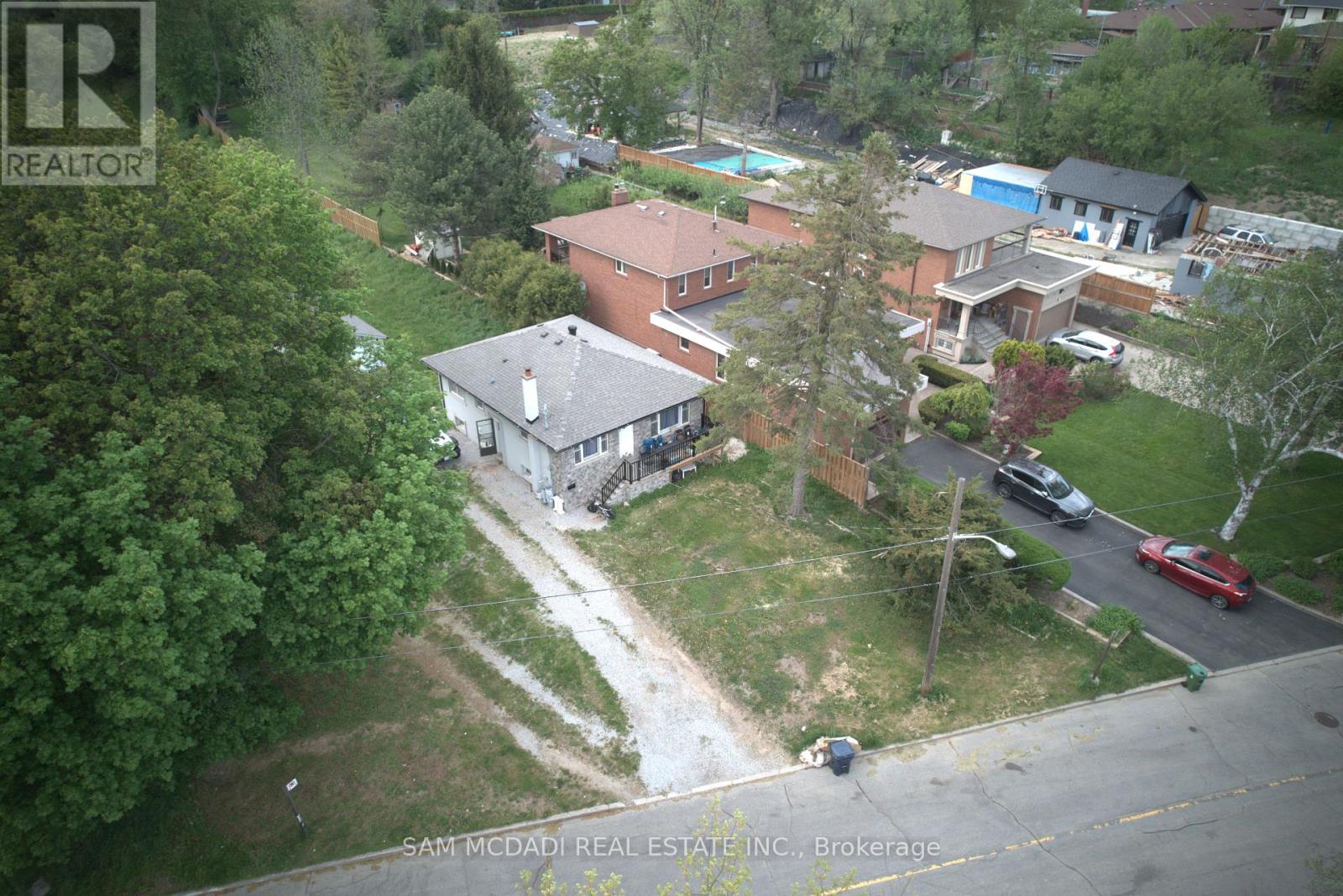 Detached at 148 ROWNTREE MILL ROAD S, Toronto (Humber Summit)