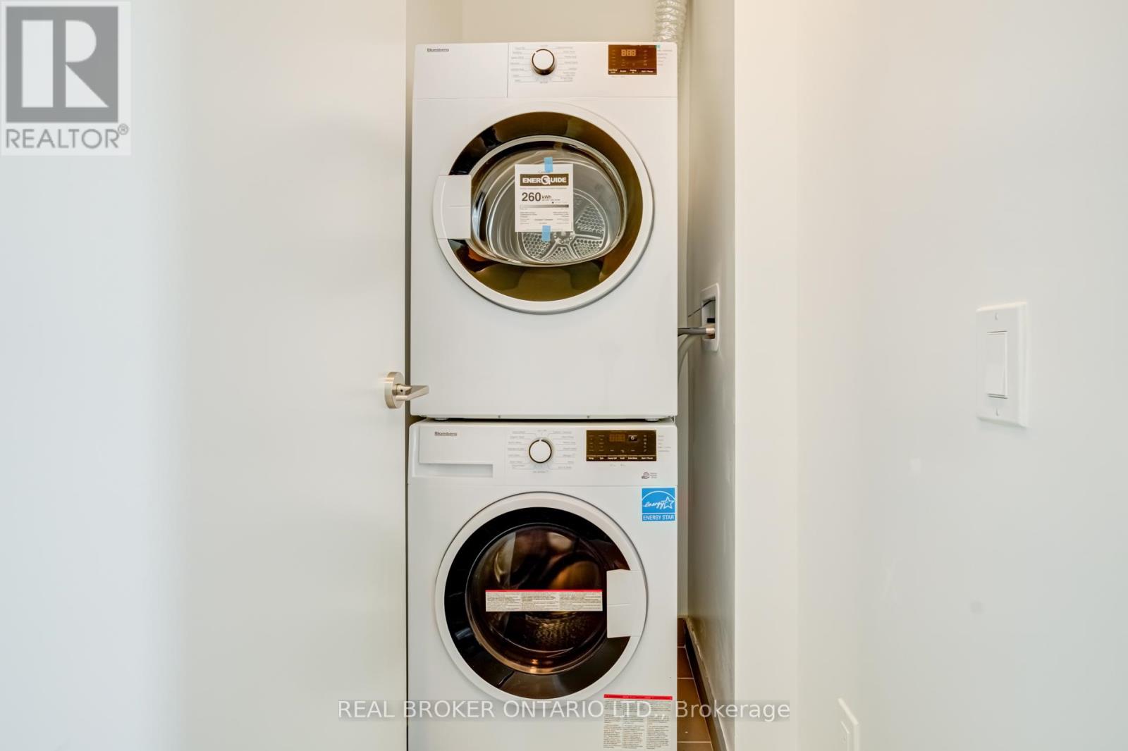 Apartment at 1105 - 1787 ST CLAIR AVENUE W, Toronto