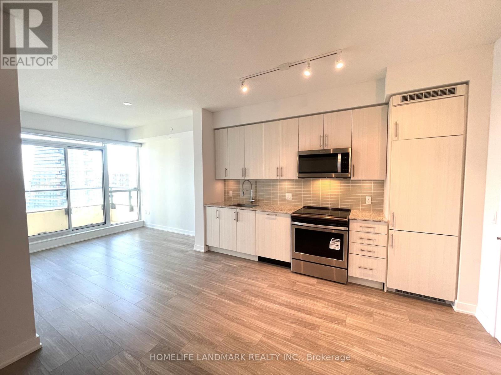Apartment at 2219 - 4055 PARKSIDE VILLAGE DRIVE, Mississauga (Creditview)
