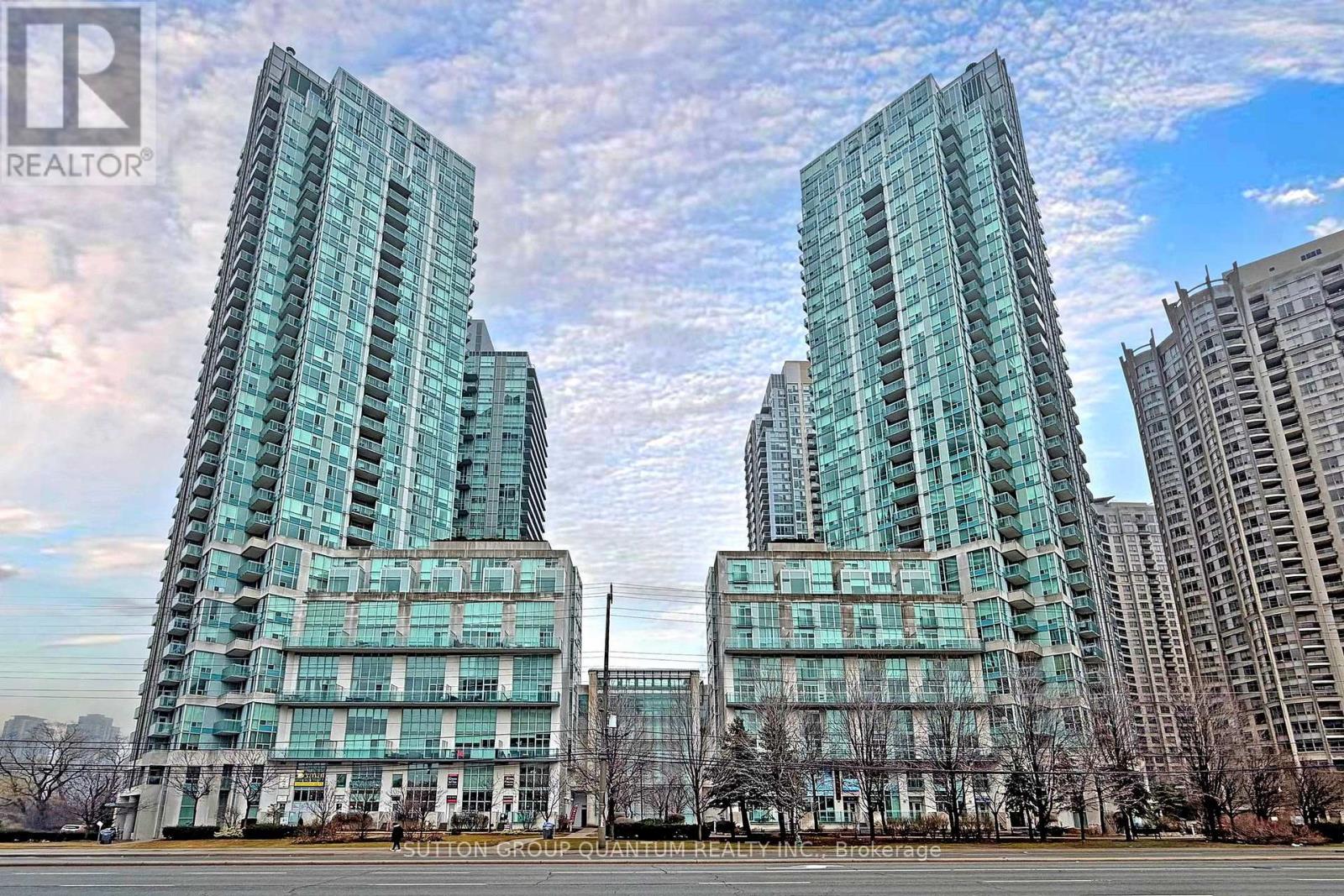 Apartment at 701 - 3939 DUKE OF YORK BOULEVARD, Mississauga (City Centre)