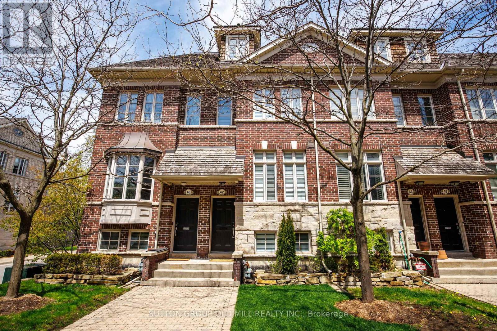 Townhouse at 42 FURROW LANE, Toronto (Islington-City Centre West)