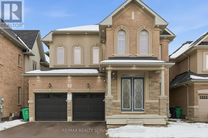 Detached at 7 CABOOSE STREET, Brampton