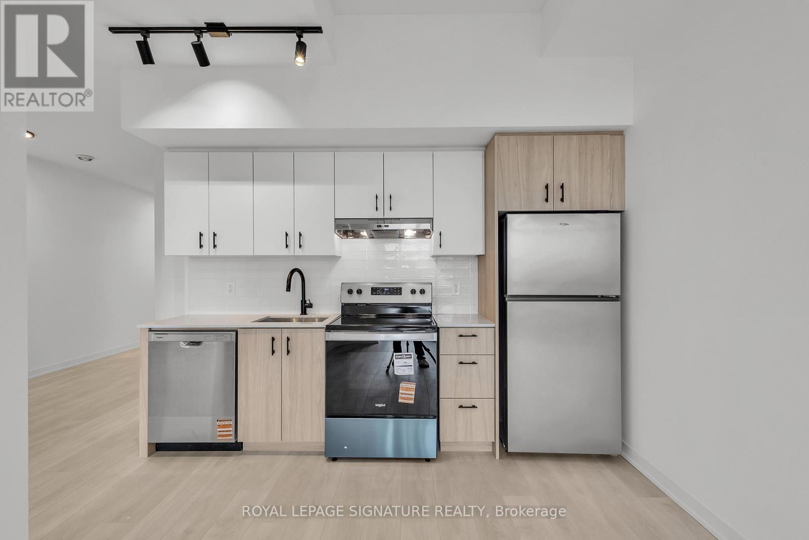 Apartment at 314 - 4878 POWERS CMN COMMON, Burlington
