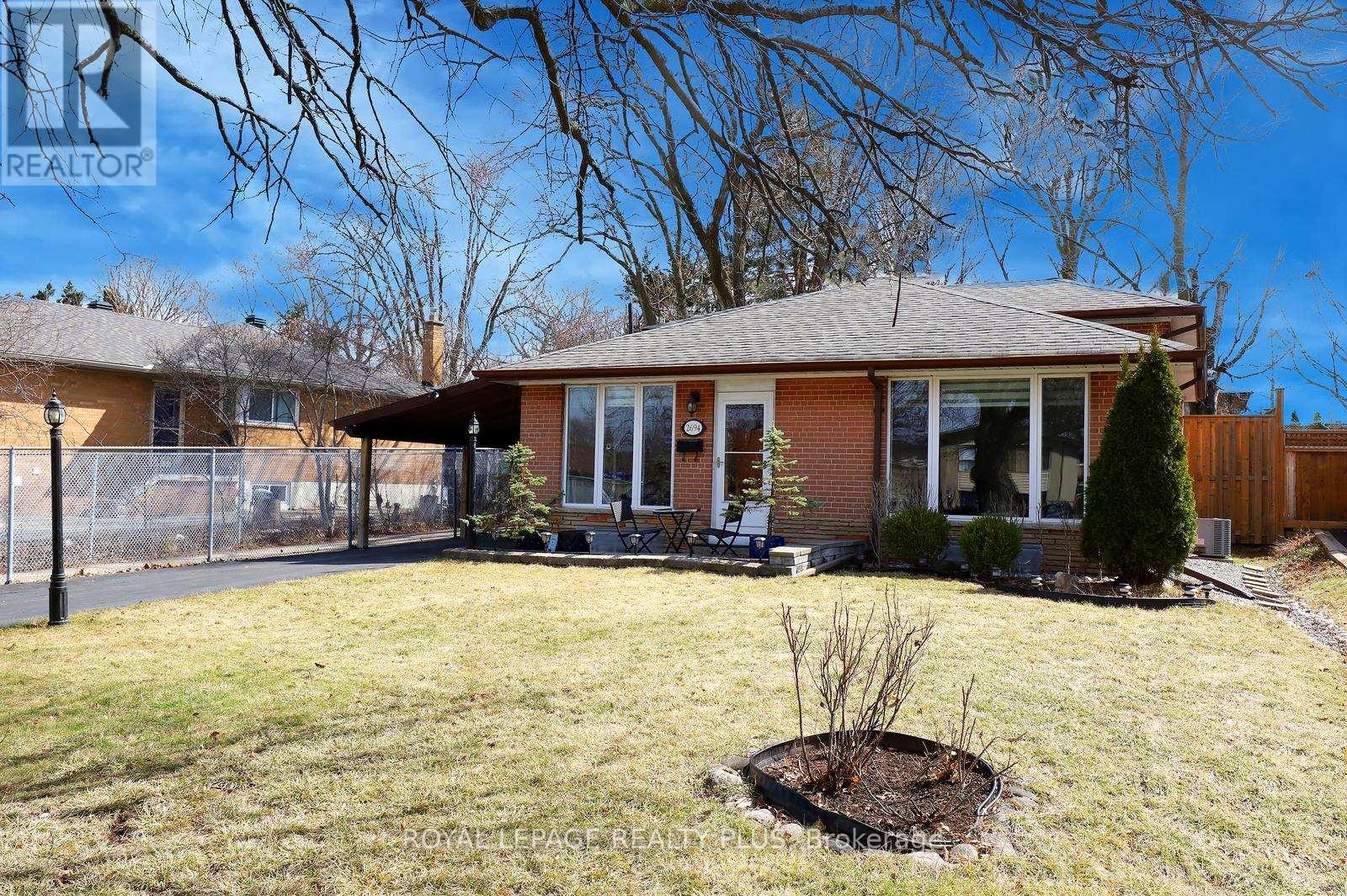 Detached at 2694 TRUSCOTT DRIVE, Mississauga (Clarkson)
