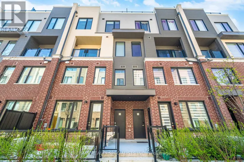 Townhouse at 21 - 3405 RIDGEWAY DRIVE, Mississauga
