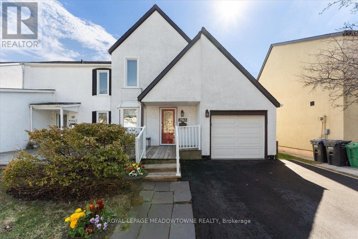 Semi-Detached/Link at 2945 NIPIWIN DRIVE, Mississauga (Meadowvale)