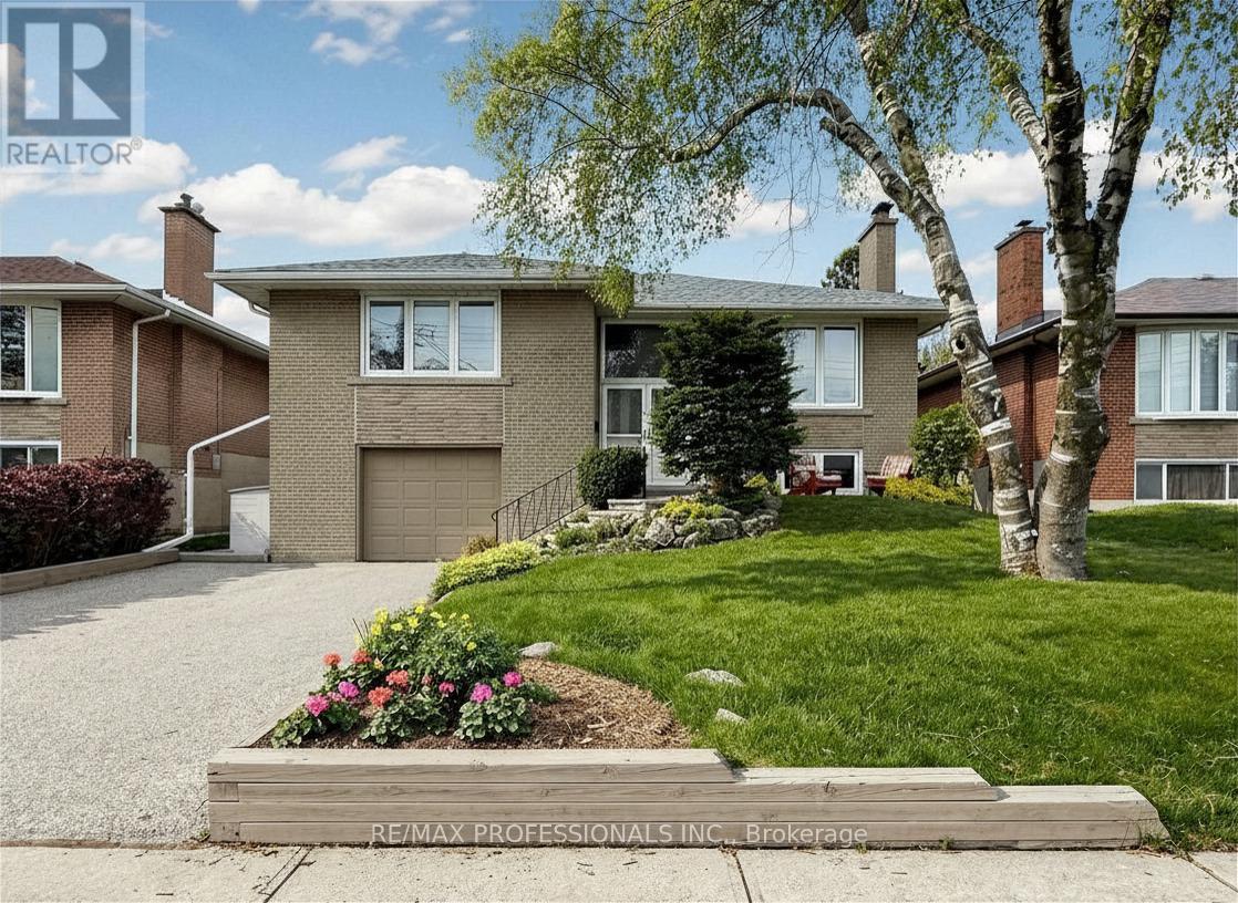 Detached at 24 BREADNER DRIVE, Toronto (Willowridge-Martingrove-Richview)