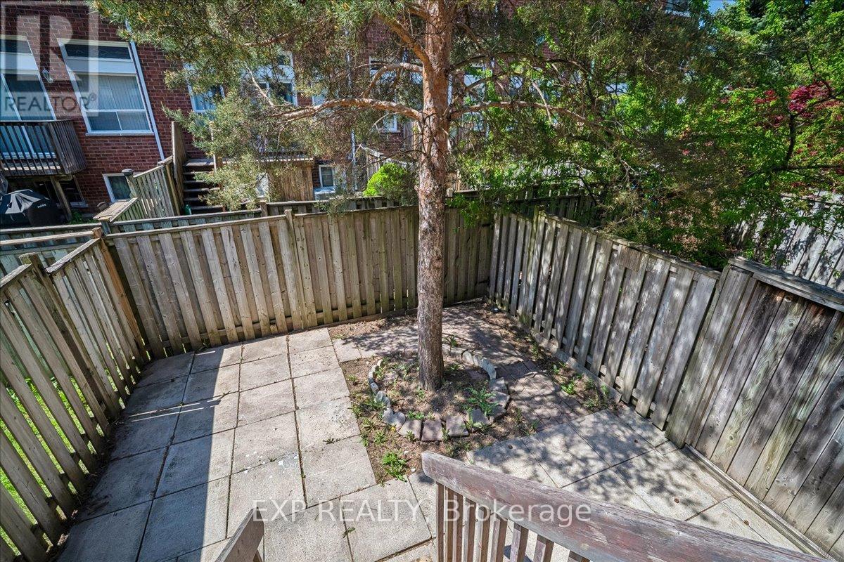 Townhouse at 35 - 6060 SNOWY OWL CRESCENT, Mississauga
