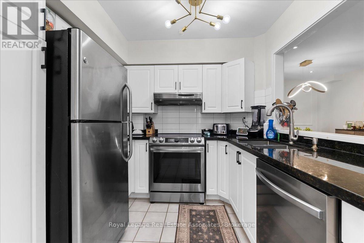 Townhouse at 5 - 1241 PARKWEST PLACE, Mississauga