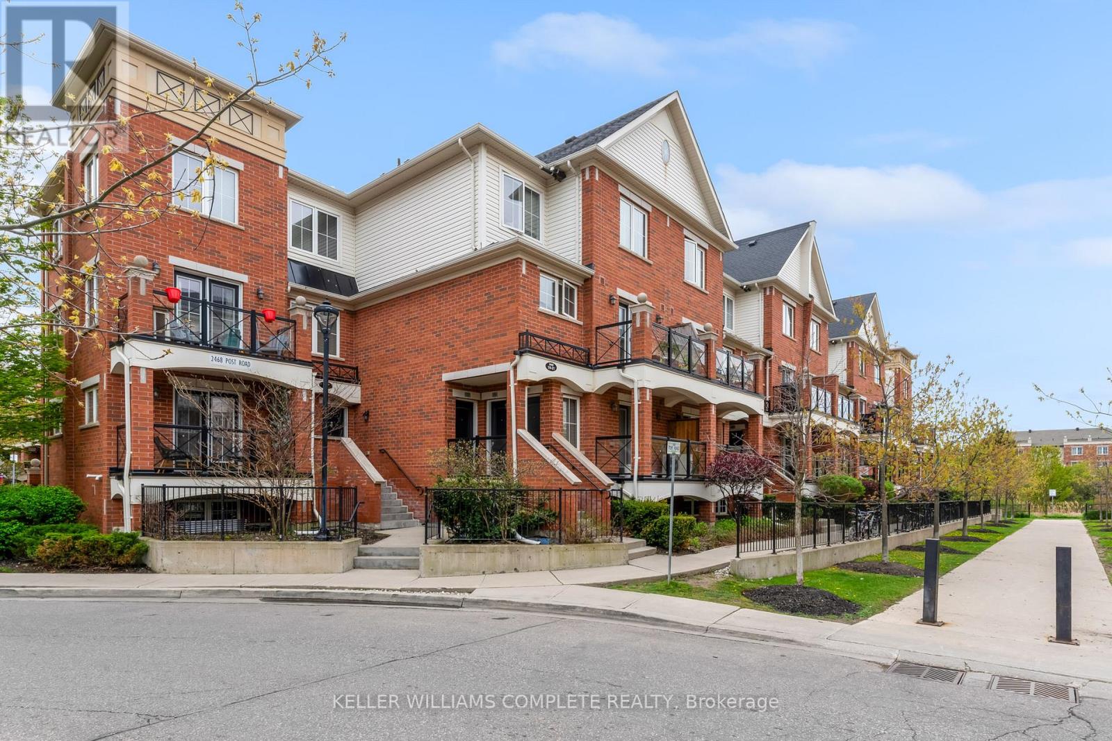 Townhouse at 28 - 2468 POST ROAD, Oakville (RO River Oaks)