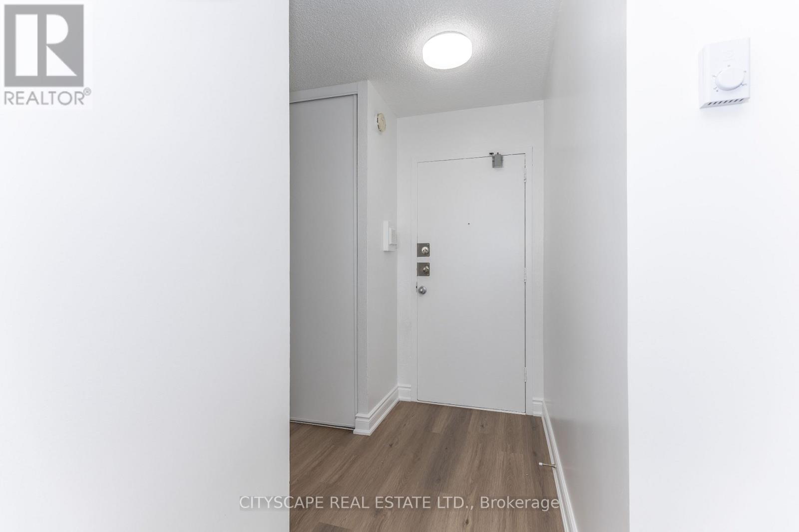 Apartment at 1005 - 940 CALEDONIA ROAD, Toronto (Yorkdale-Glen Park)