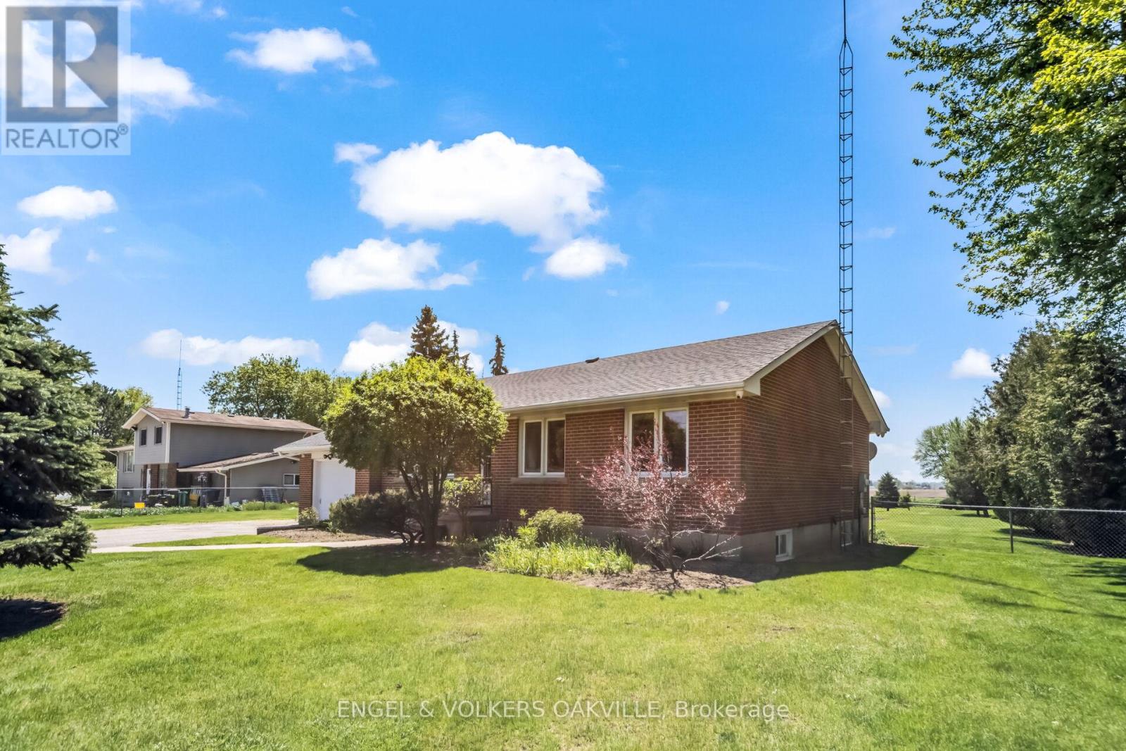 Detached at 12592 HERITAGE ROAD, Caledon