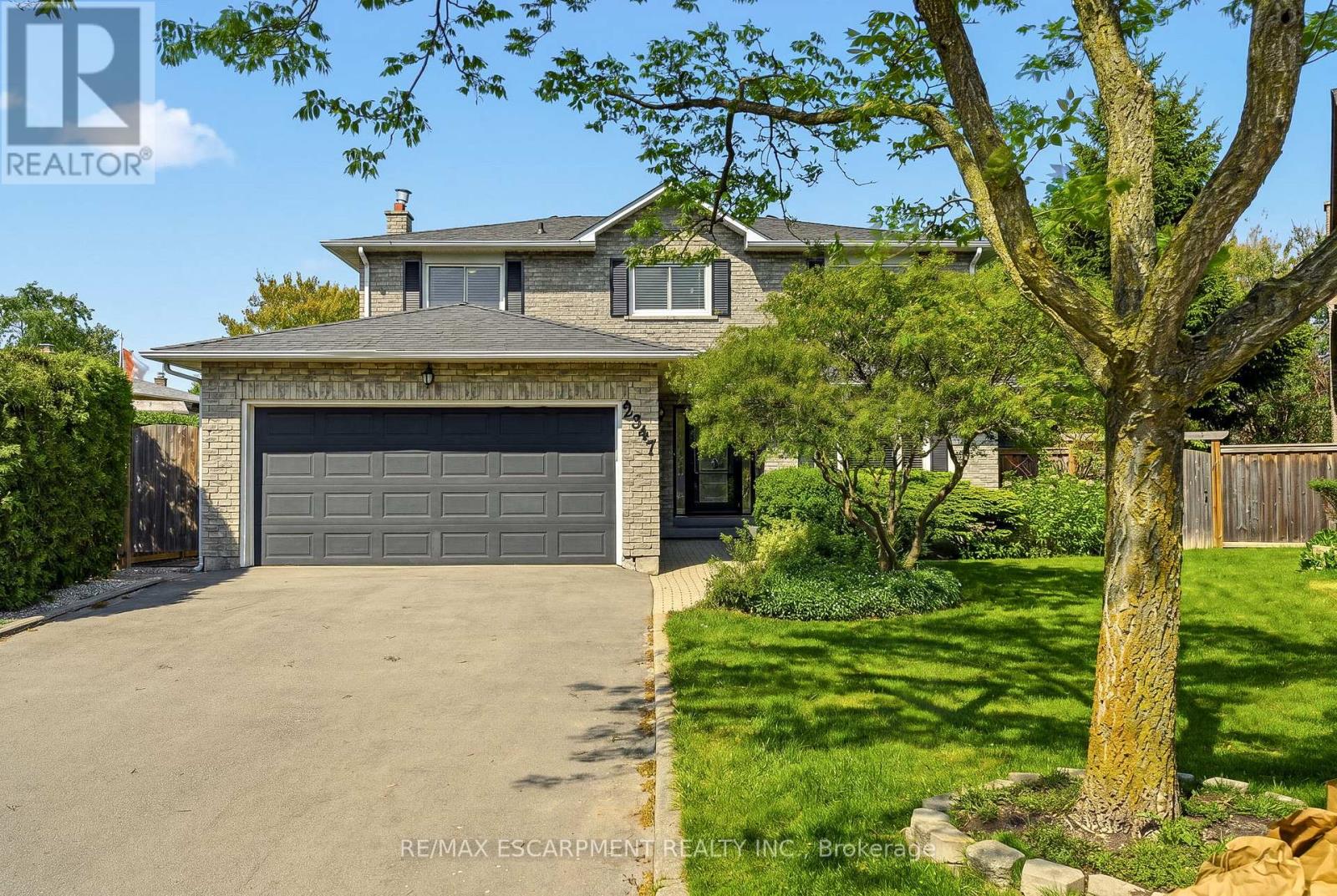 Detached at 2347 TWEEDSMUIR COURT, Burlington (Brant Hills)