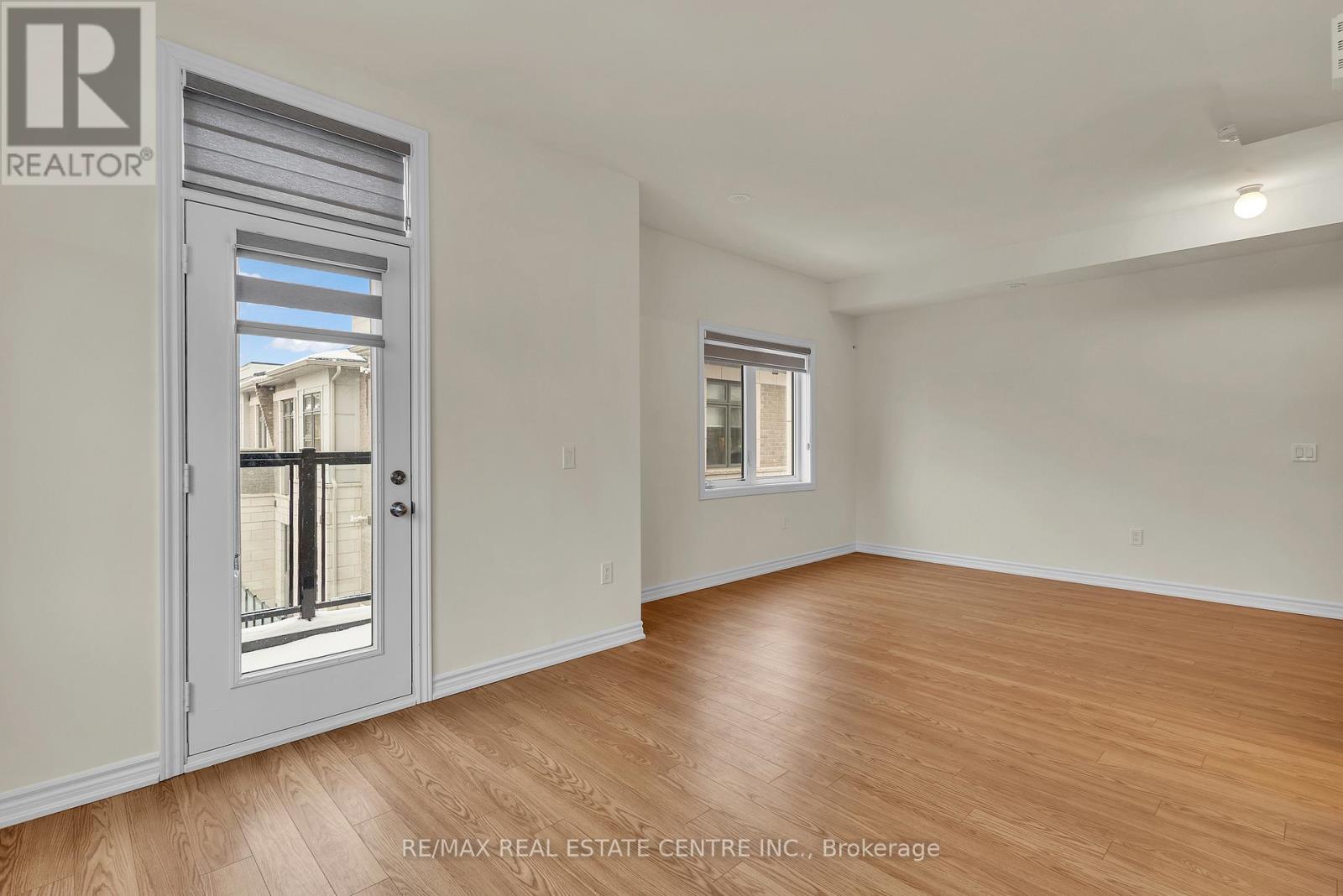 Townhouse at G-32 (312) - 10 HALLIFORD PLACE, Brampton