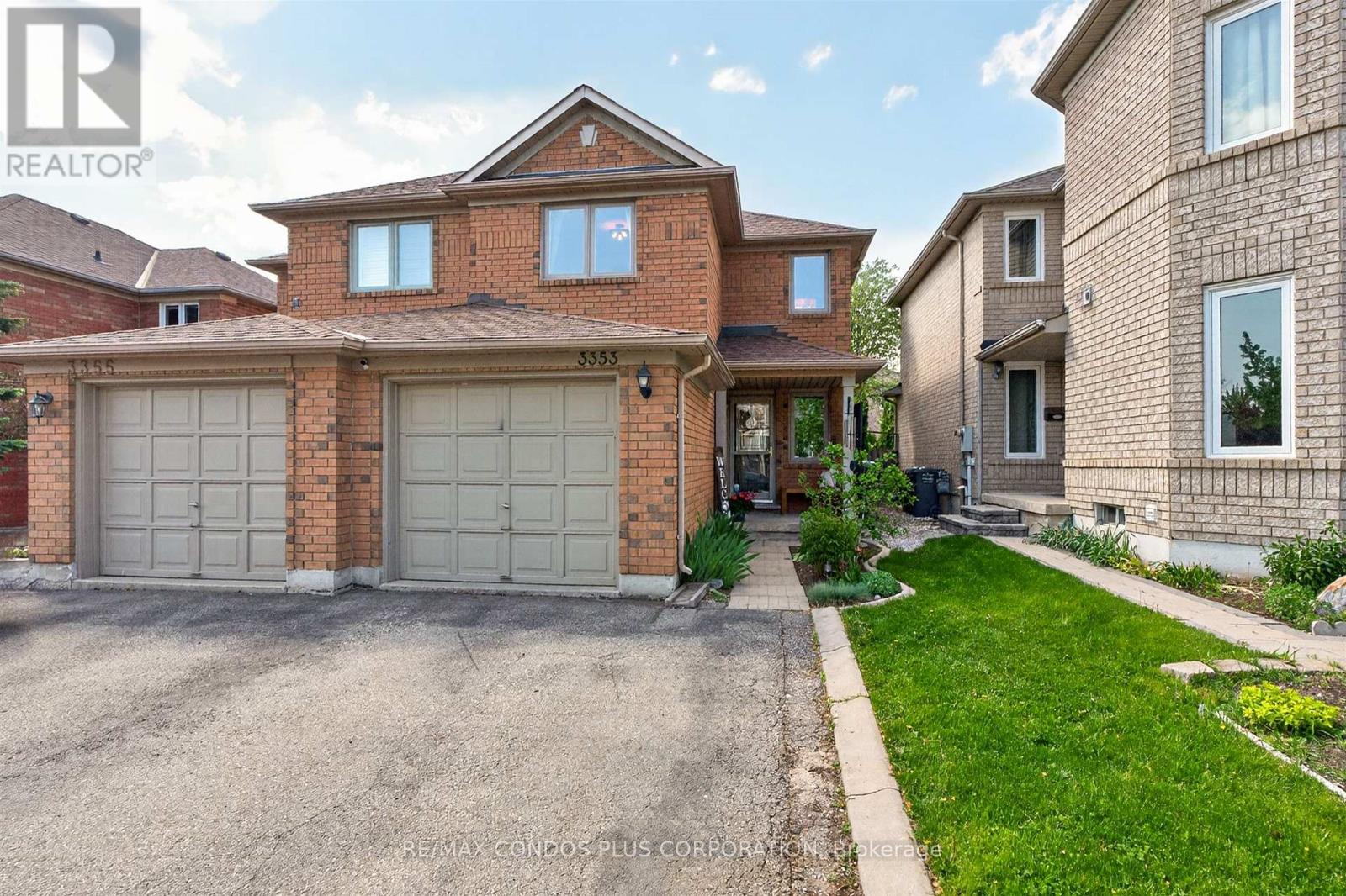 Semi-Detached/Link at 3353 WILD CHERRY LANE, Mississauga (Lisgar)