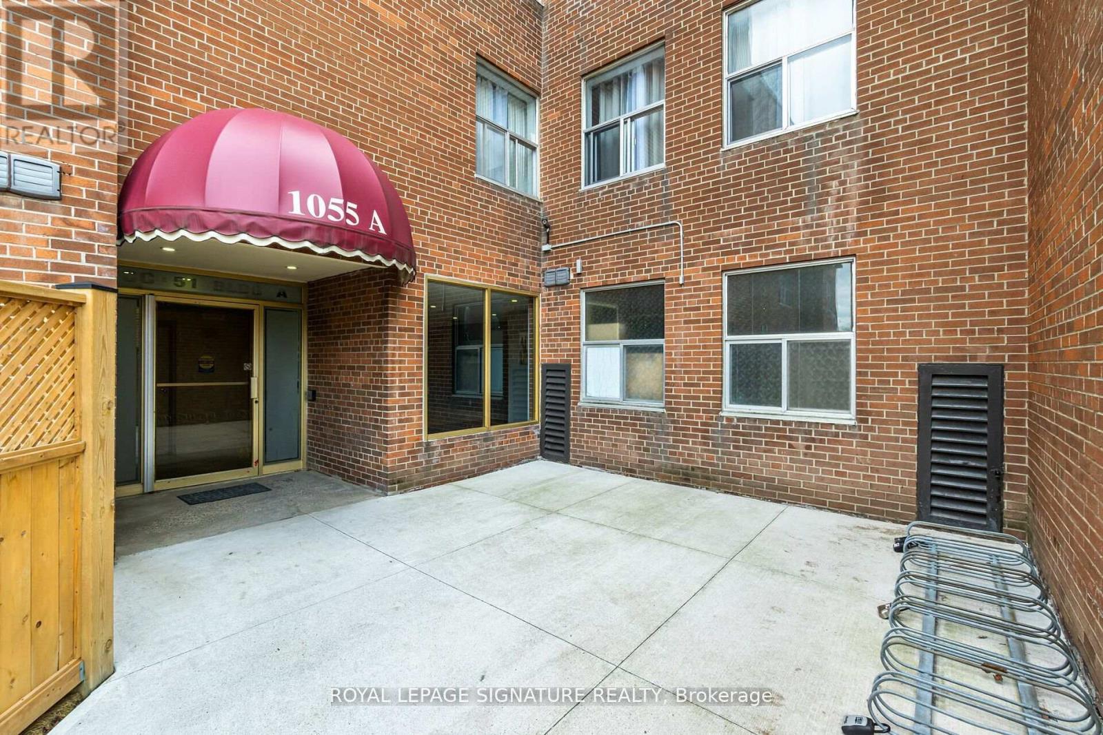 Townhouse at 1055A FORESTWOOD (UPPER) DRIVE, Mississauga (Erindale)