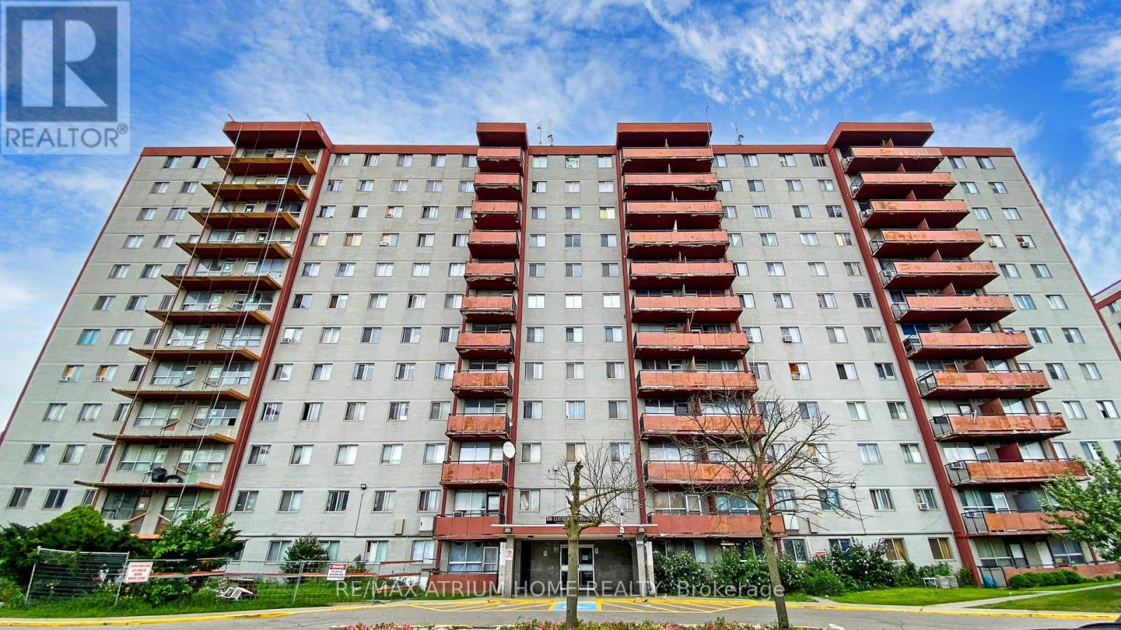 Apartment at 410 - 100 LOTHERTON PATHWAY, Toronto (Yorkdale-Glen Park)