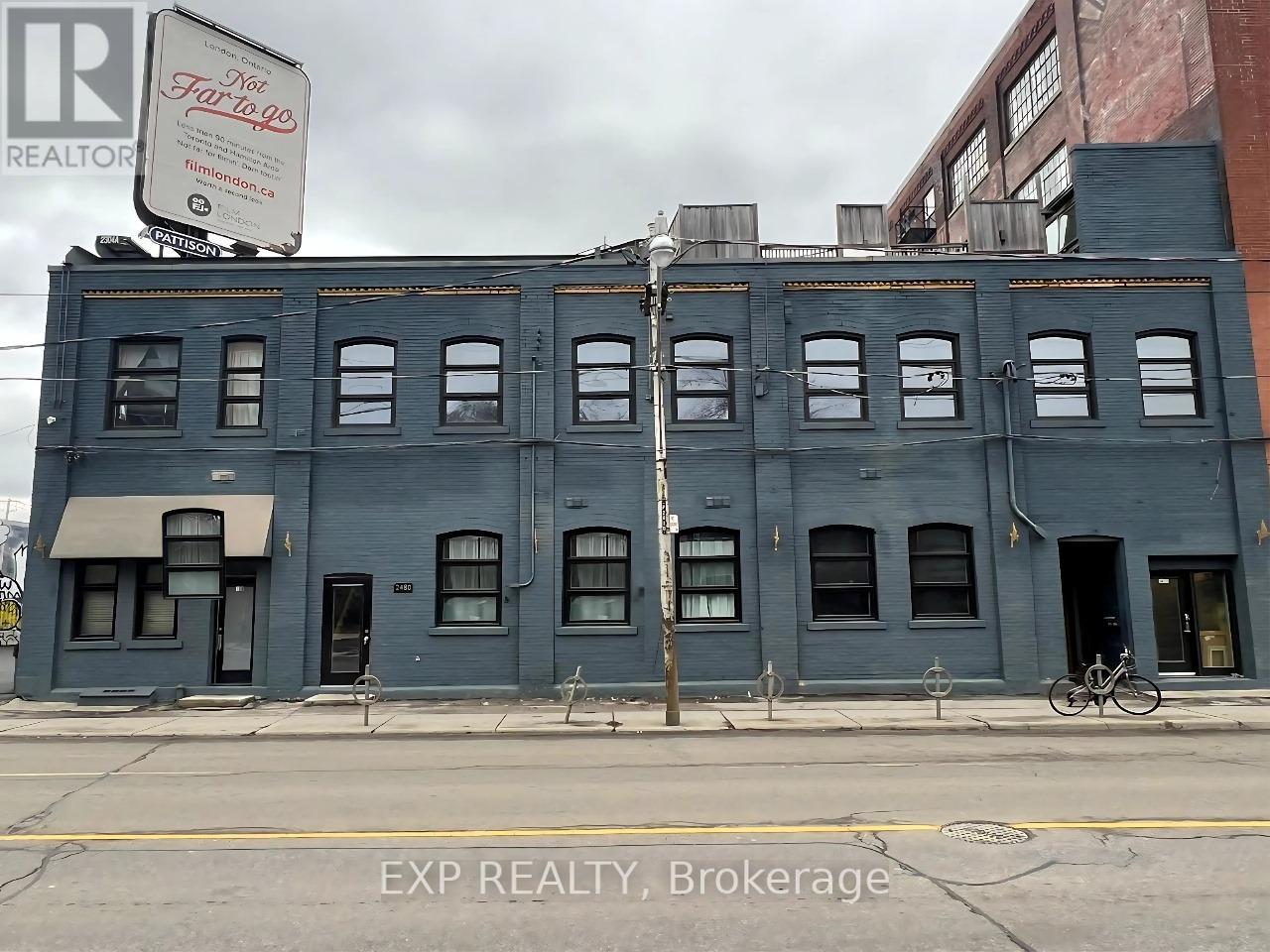 Multiplex at 2480 DUNDAS STREET W, Toronto (High Park North)