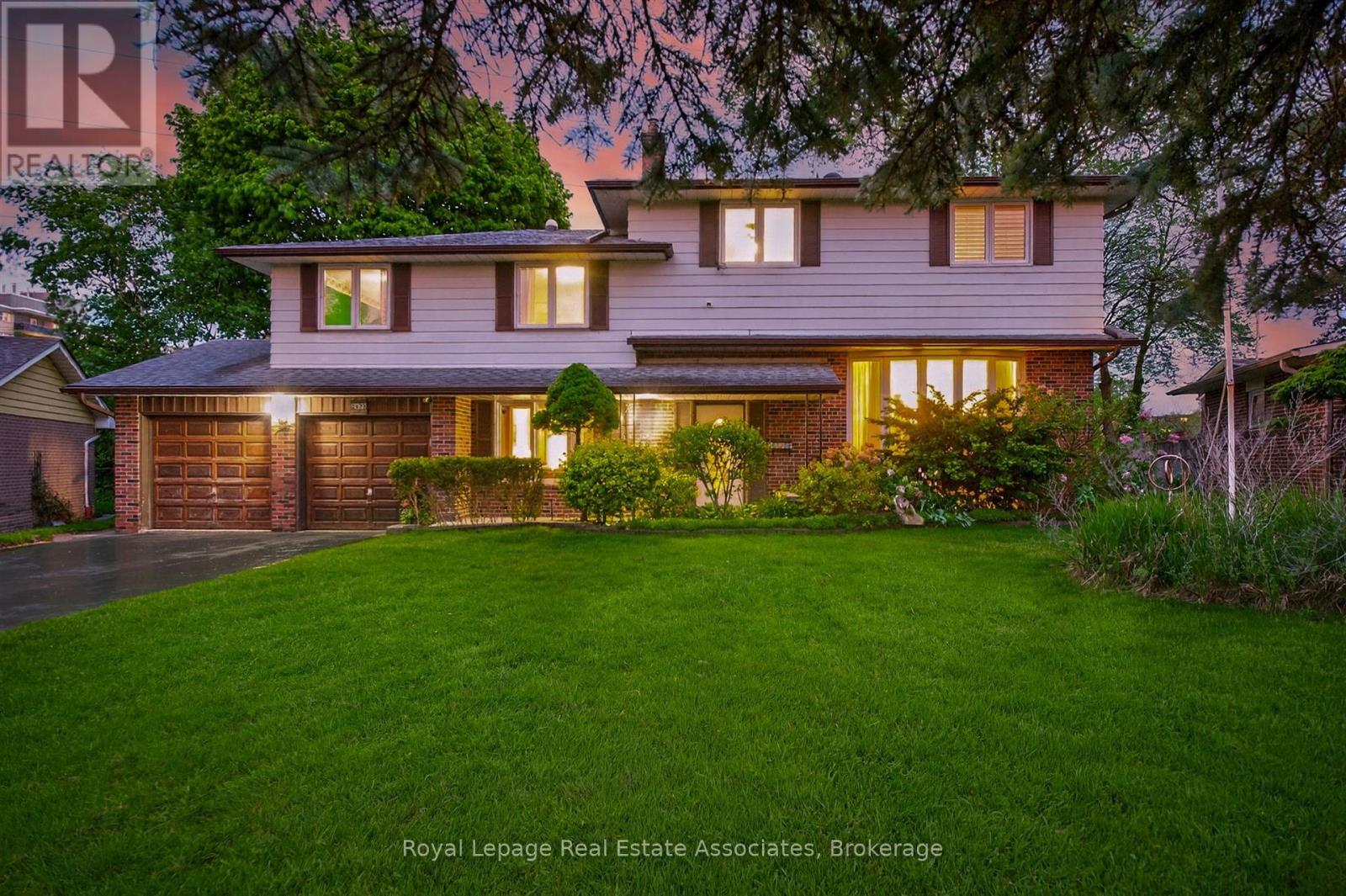 Detached at 2072 SAVA CRESCENT, Mississauga (Cooksville)